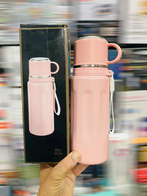 Max Home 800ml Vacuum Insulated Stainless Steel Water Bottle with Integrated Drinking Cup and Carrying Strap