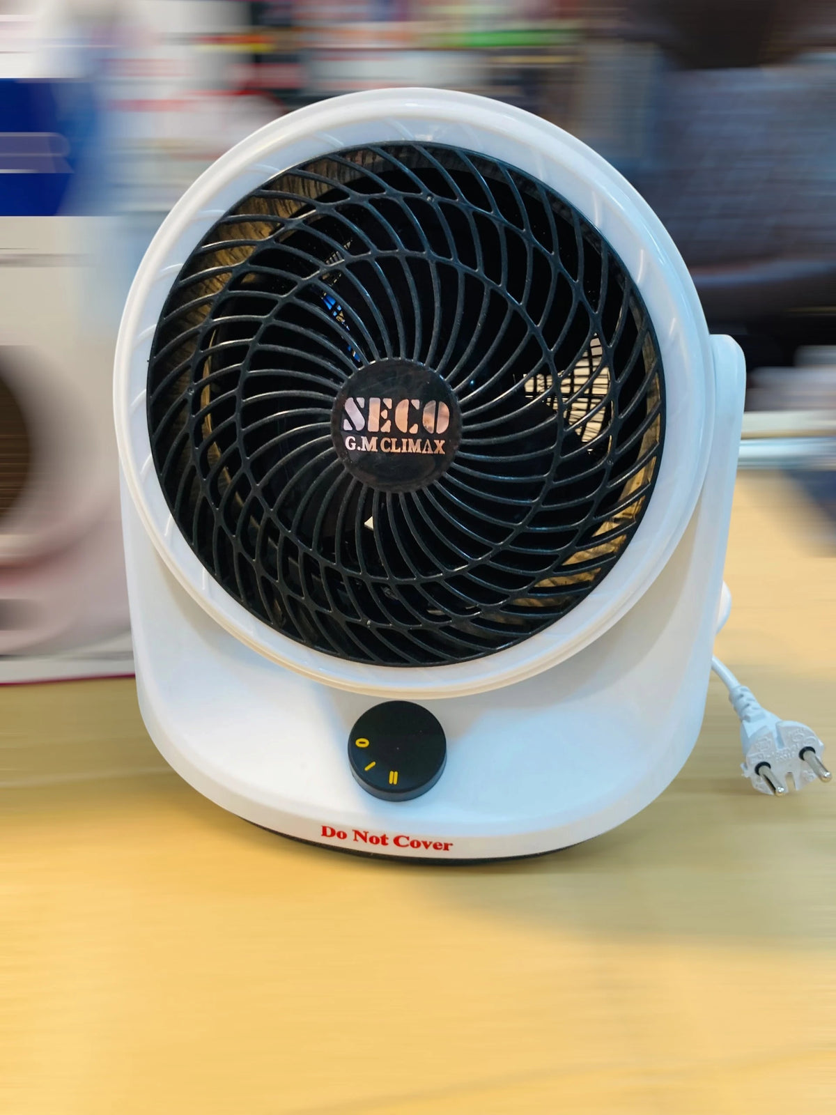 Seco G.M Climax Electric Fan Heater 1200W Portable Space Heater with Halogen Technology, Adjustable Thermostat & 2 Heat Settings SG.016