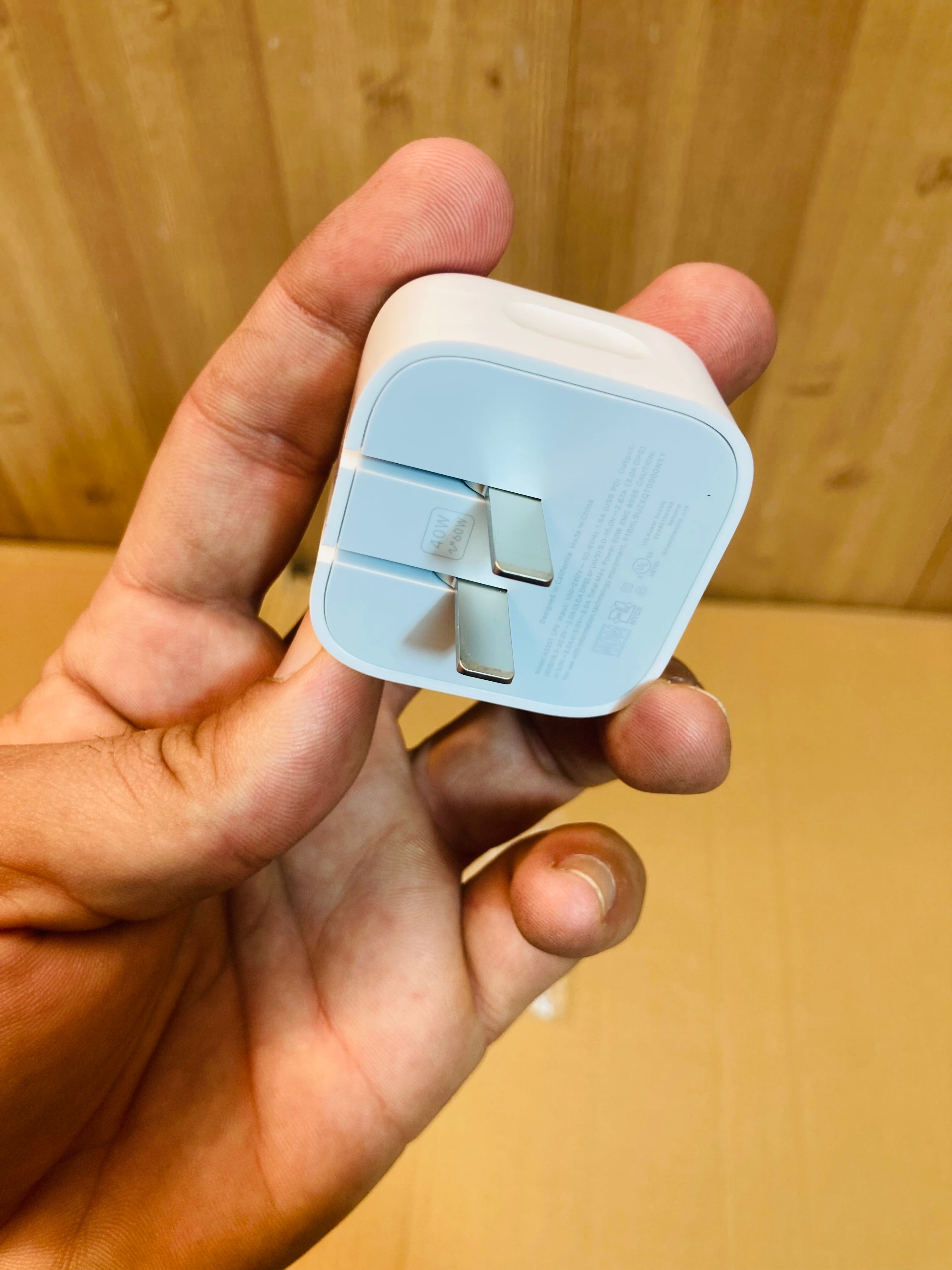 Apple 40W Dynamic Power Adapter - Imported