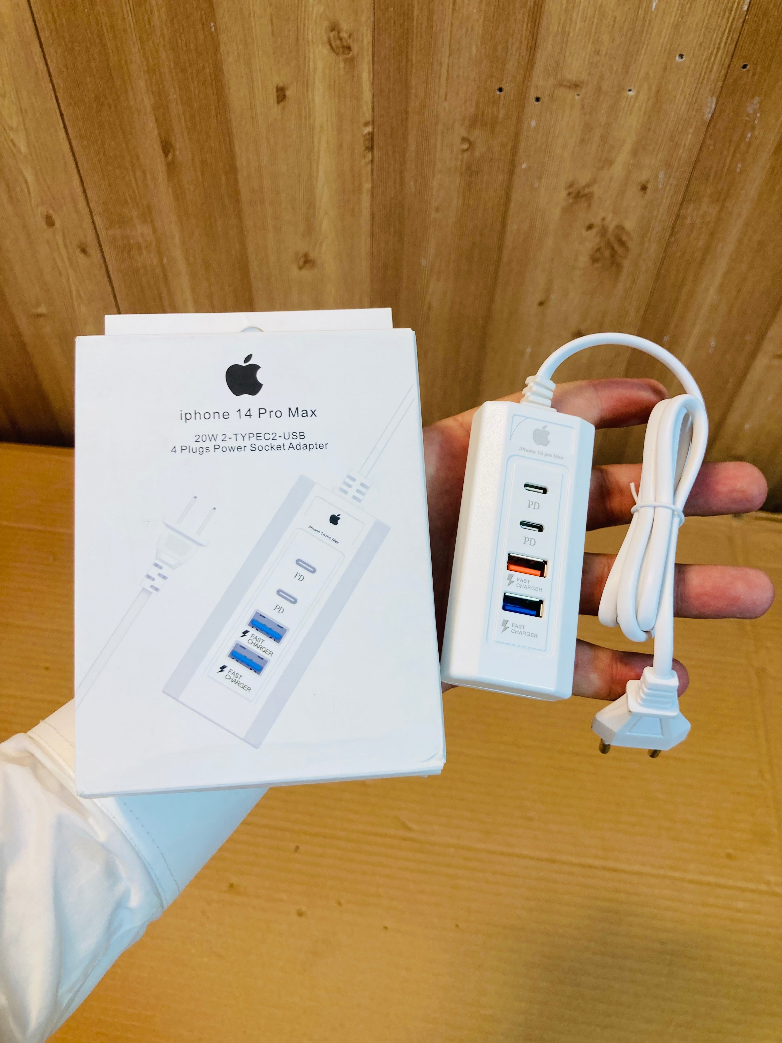 20W 2-Type-C 2-USB 4 Plugs Power Socket Adapter