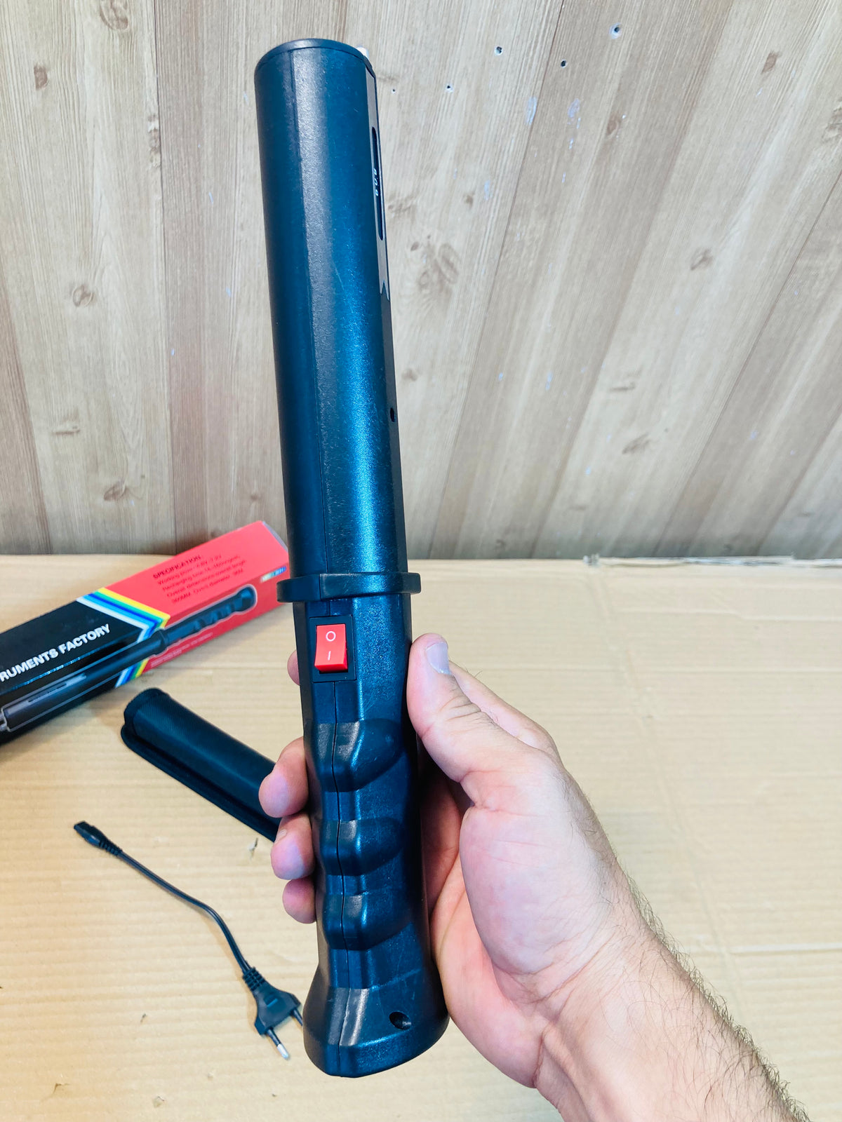 Self Defence Siren Stun Gun Baton - Taser TW-809