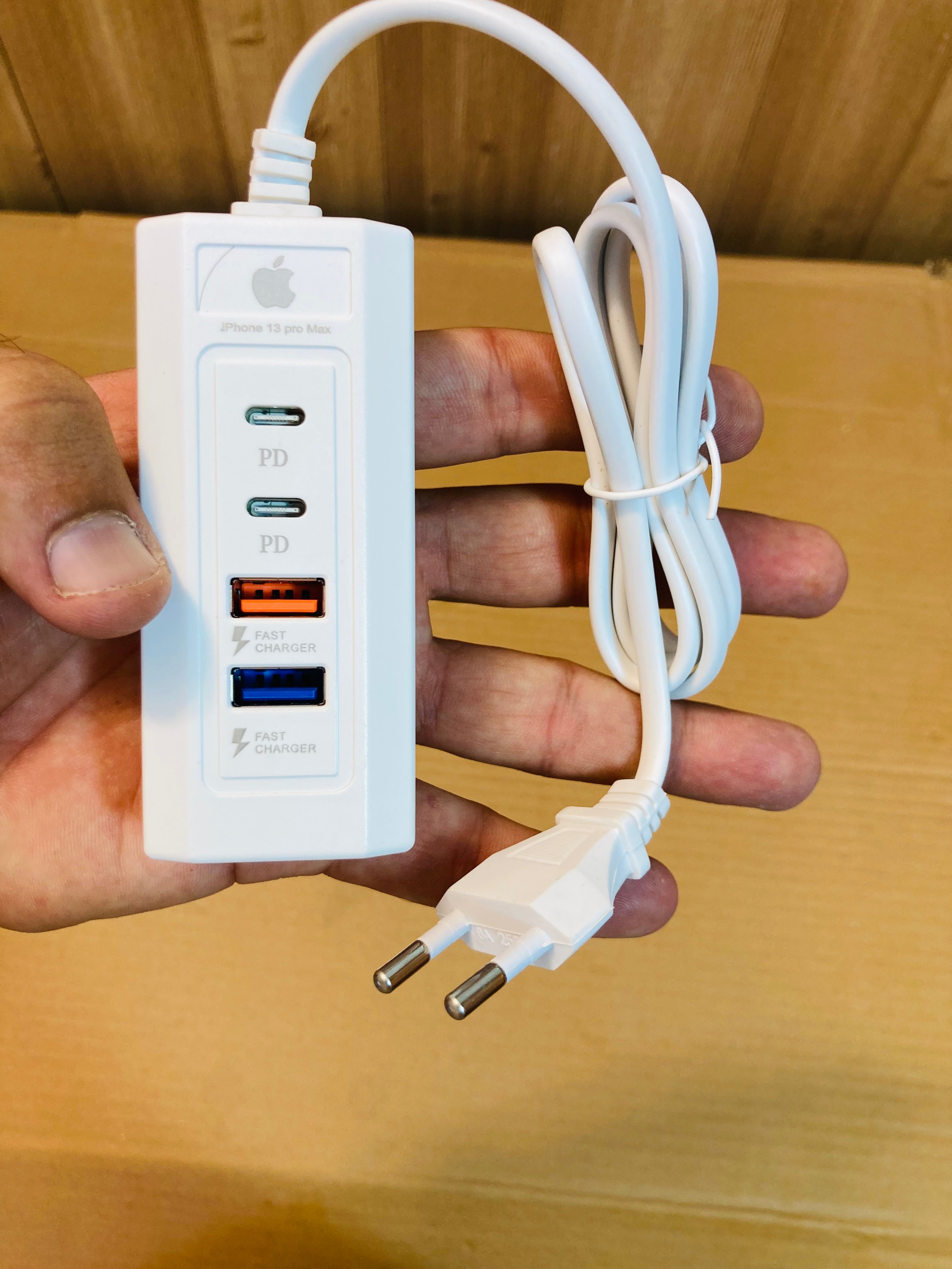 20W 2-Type-C 2-USB 4 Plugs Power Socket Adapter