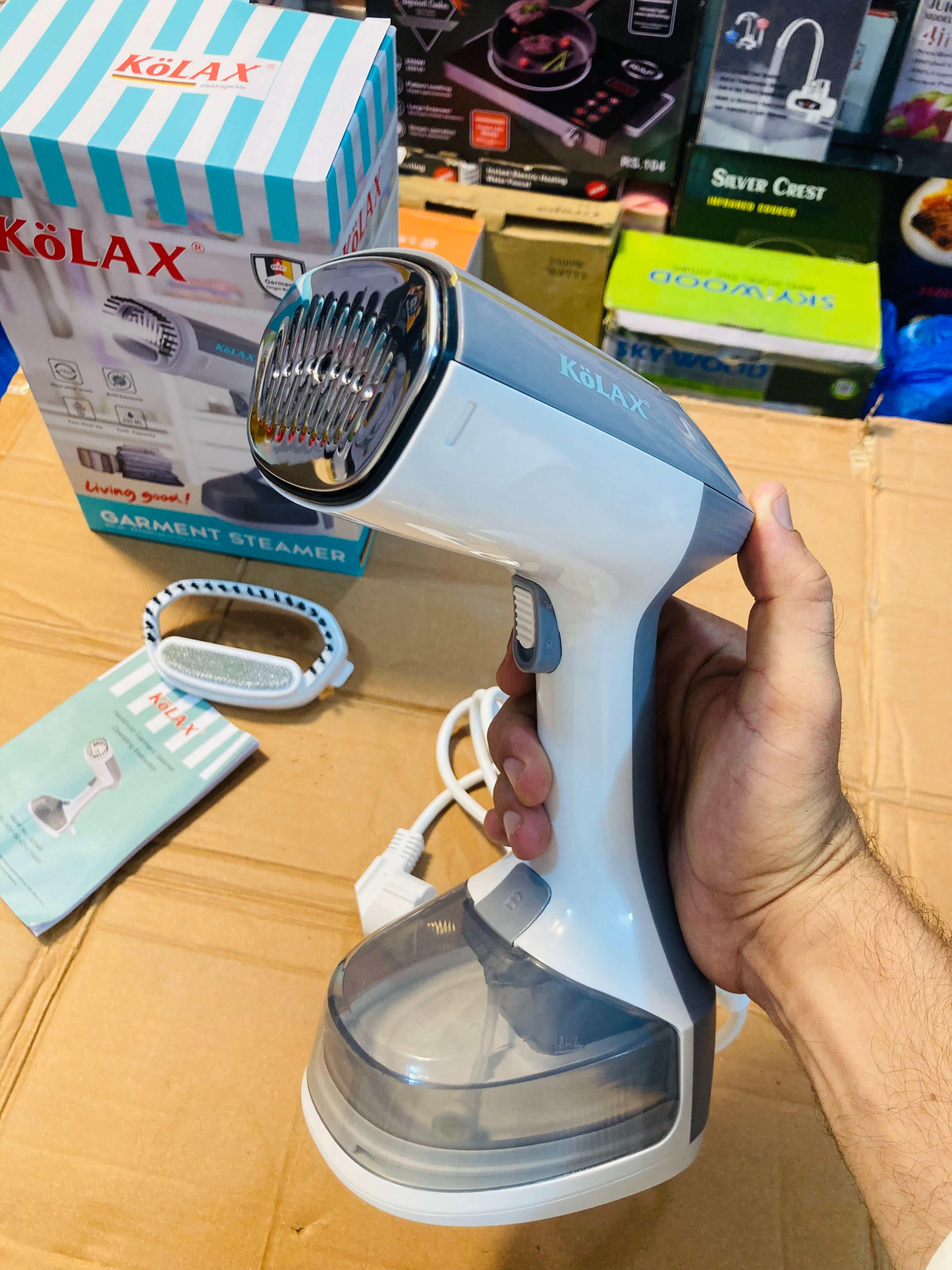 KoLAX Germany Handheld Garment Steamer 1500W