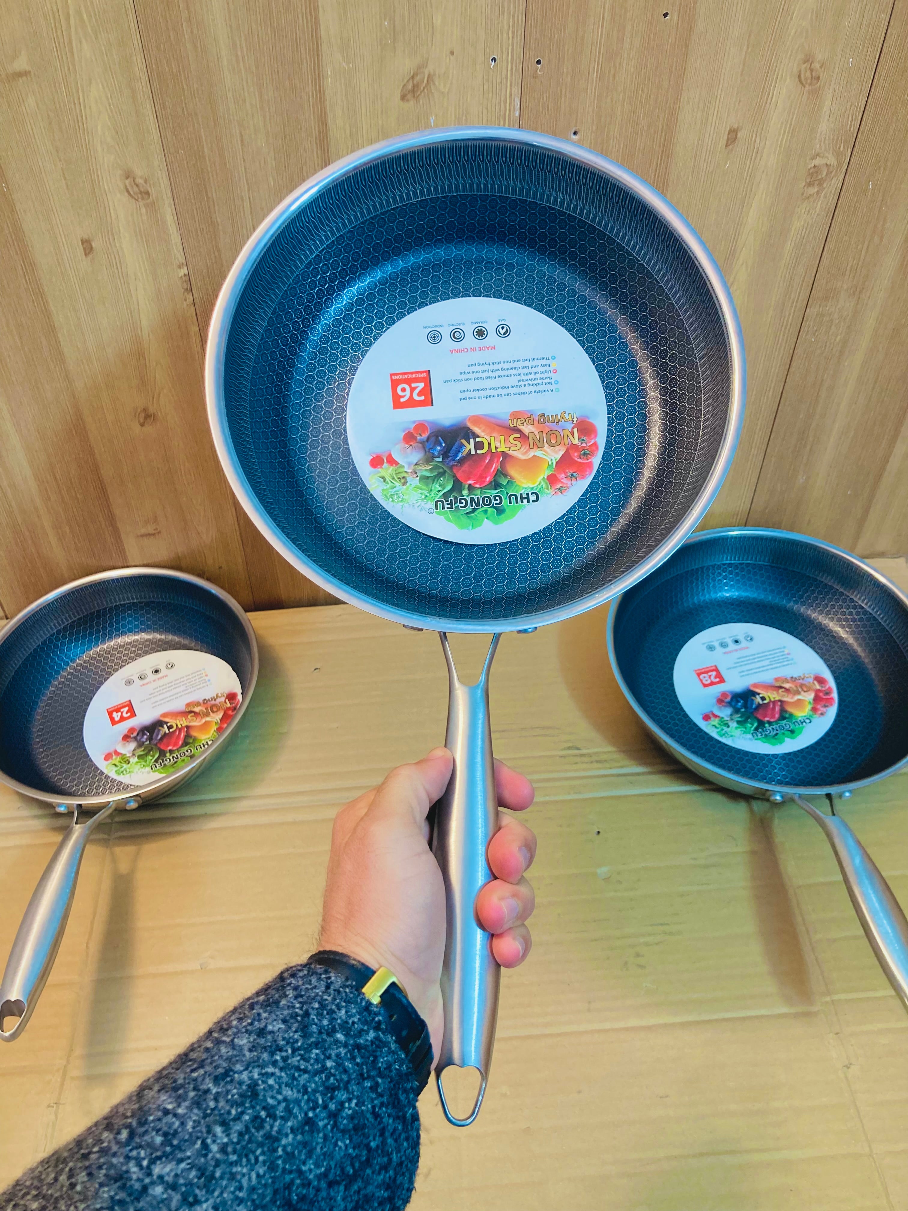 Double Laser Crafted HoneyComb Non Stick Flat Frying Pan Without Lid