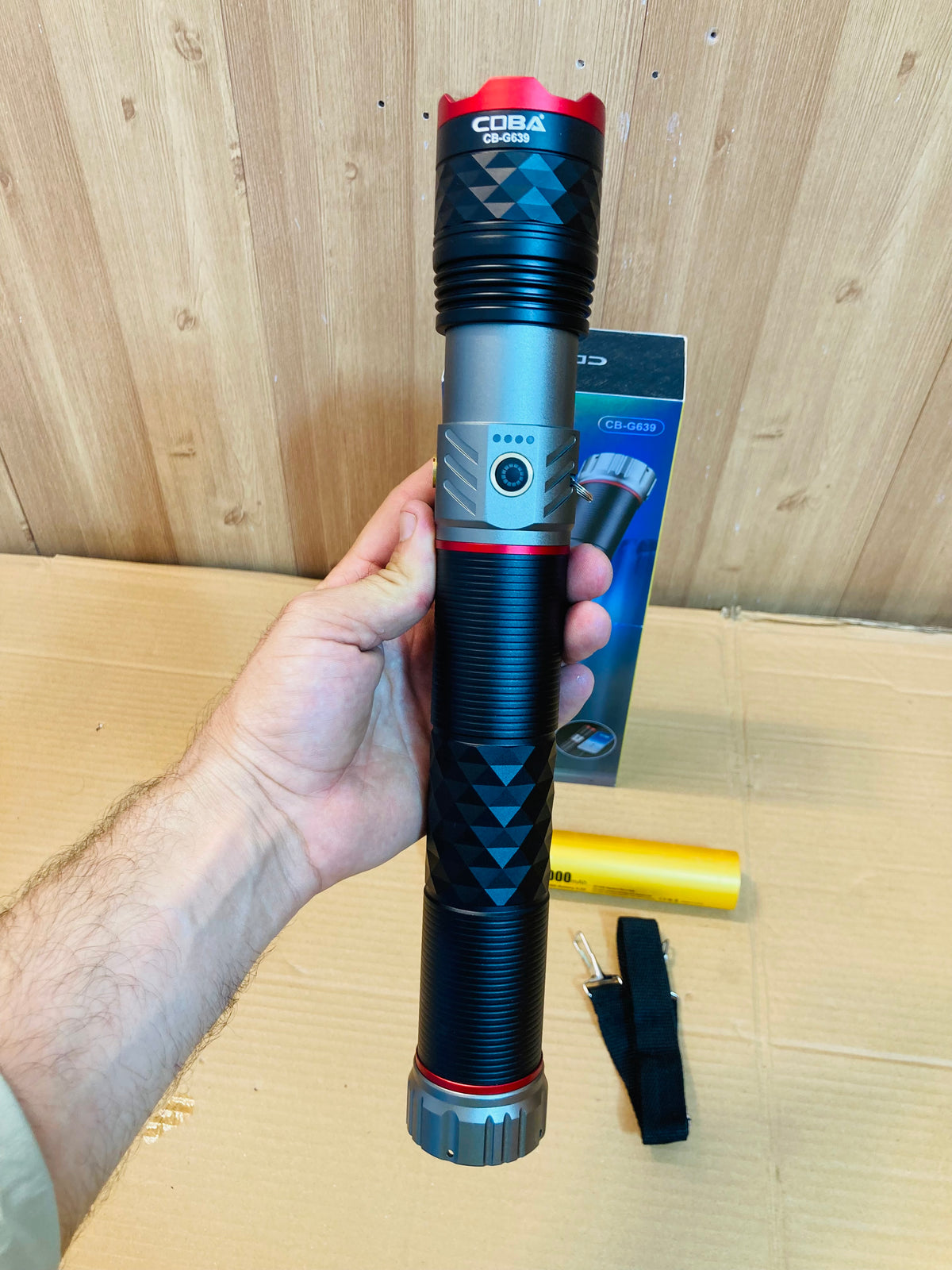 COBA Long Range Aluminium Alloy Strong Flashlight Torch CB-G639