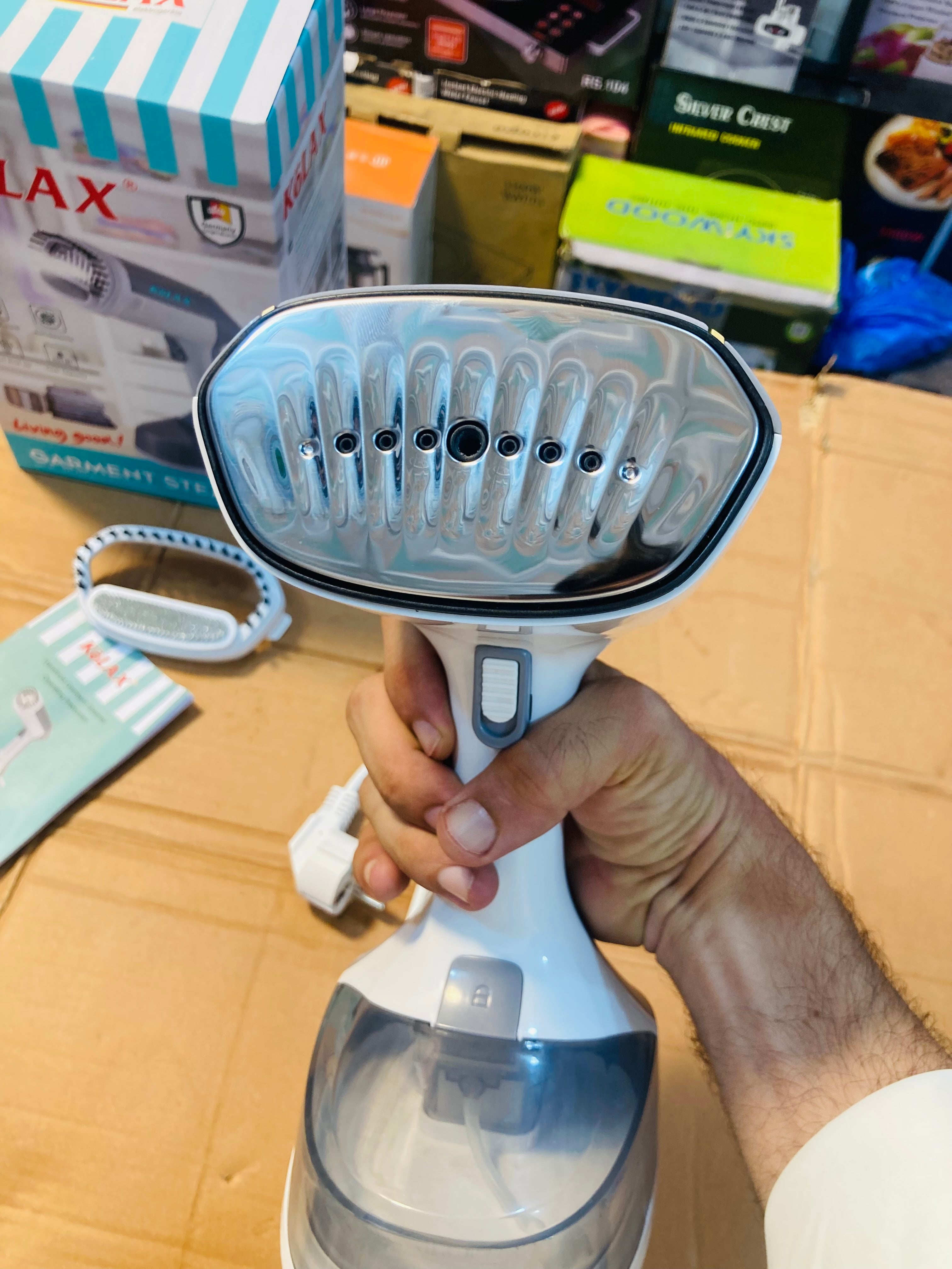 KoLAX Germany Handheld Garment Steamer 1500W