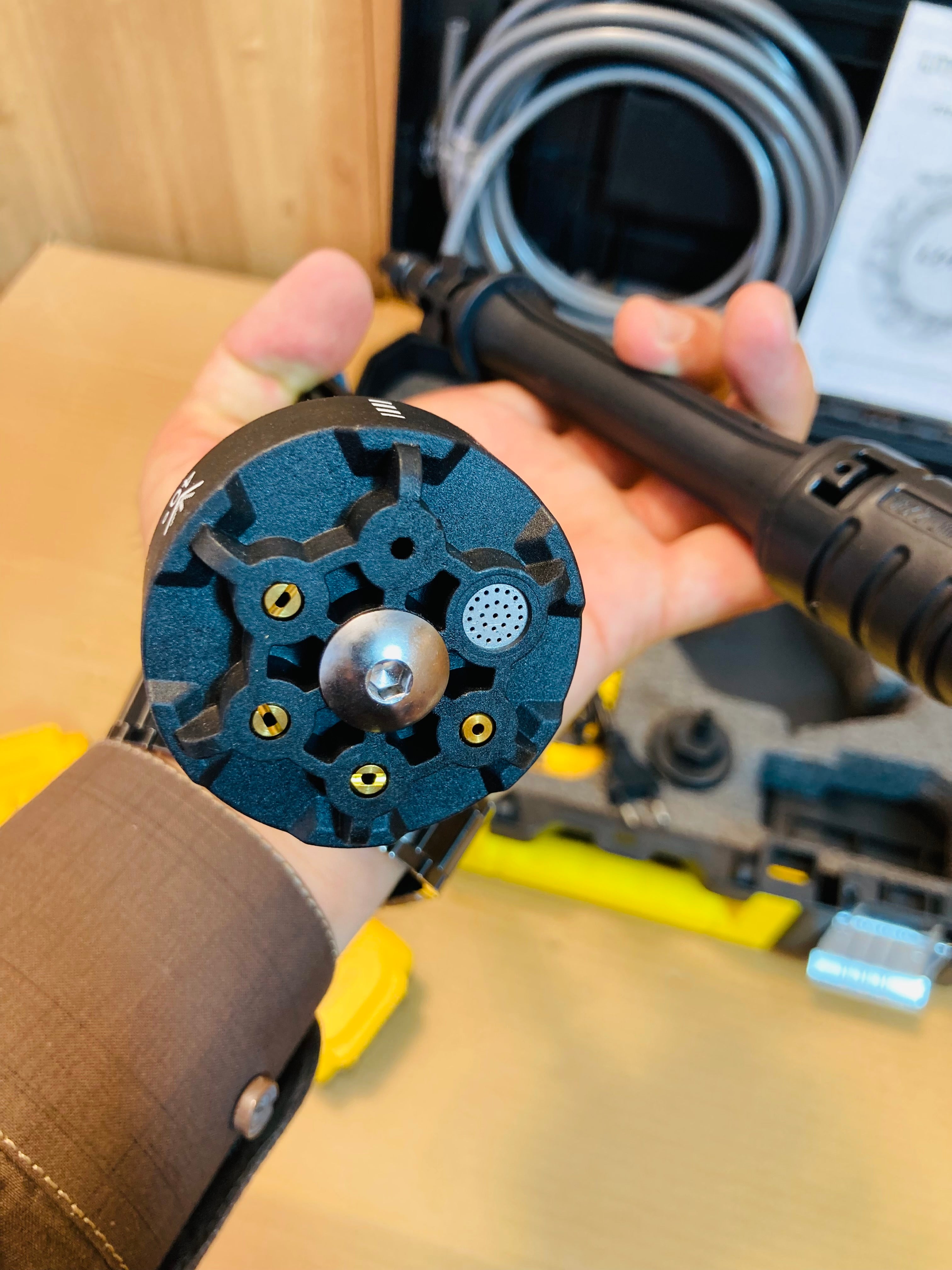 DeWalt Rechargeable Portable Pressure Washer Kit with 88V Double Batteries