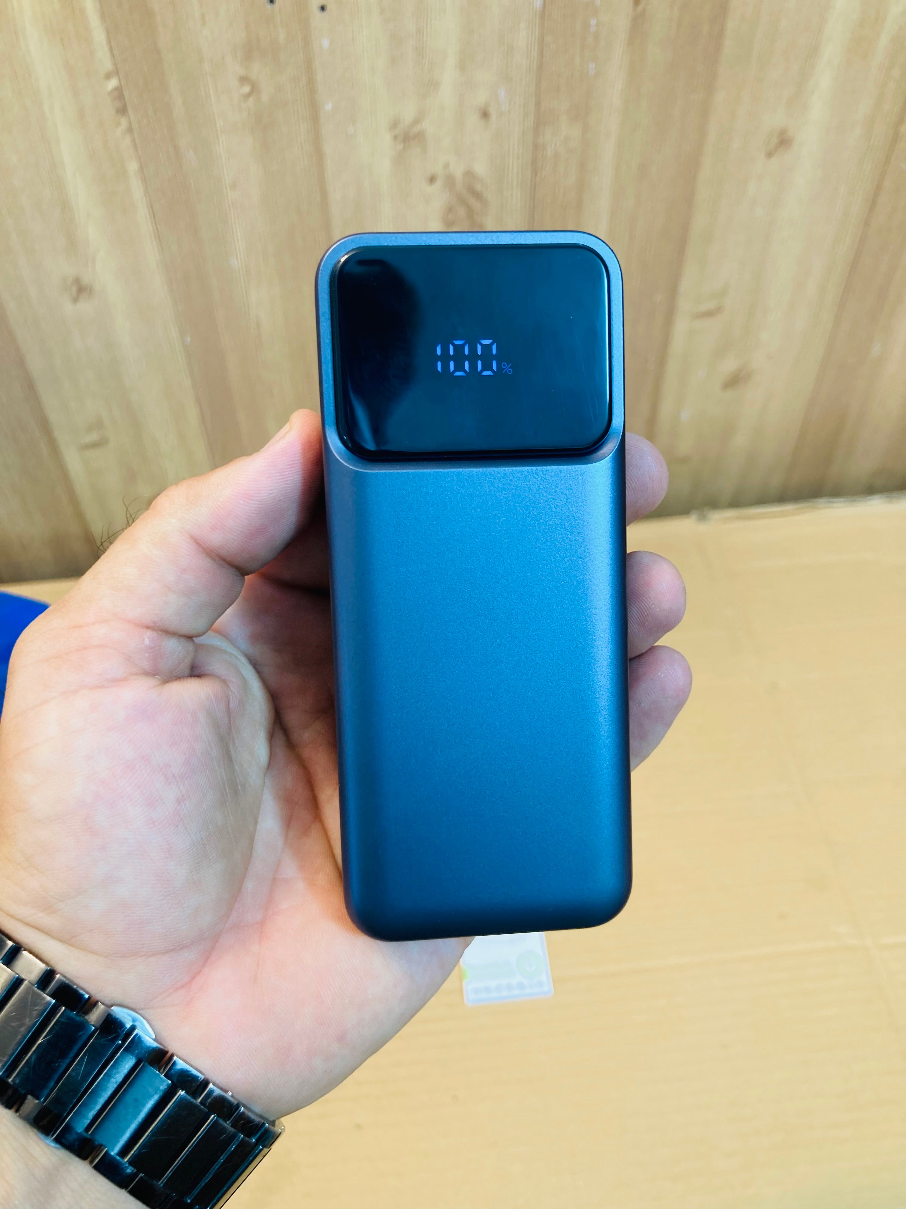 Lot Imported Duzzona P1 10000mAh Portable 22.5W Power Bank with Built-in Retractable Cable