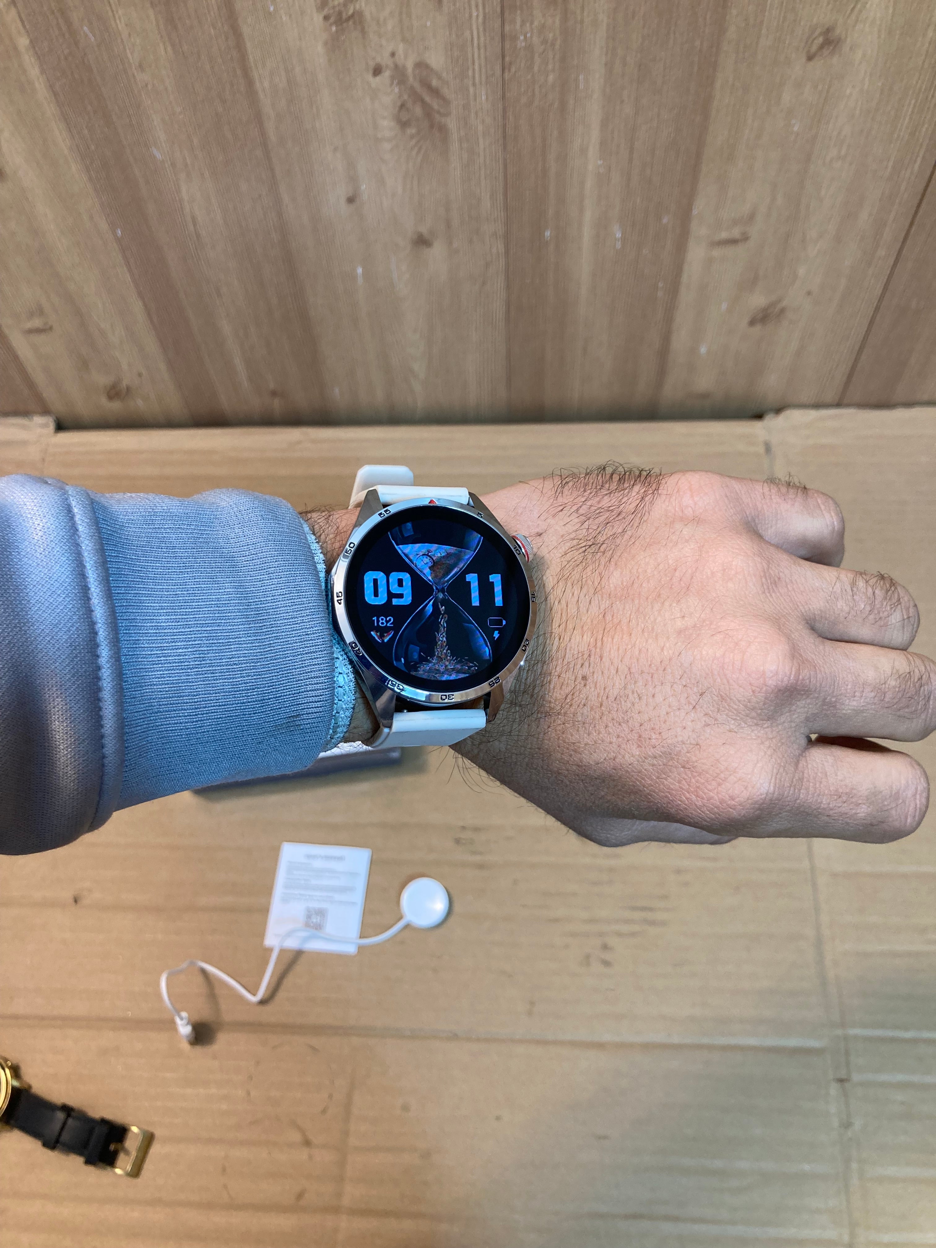 Kamal Ultron Smart Watch K725