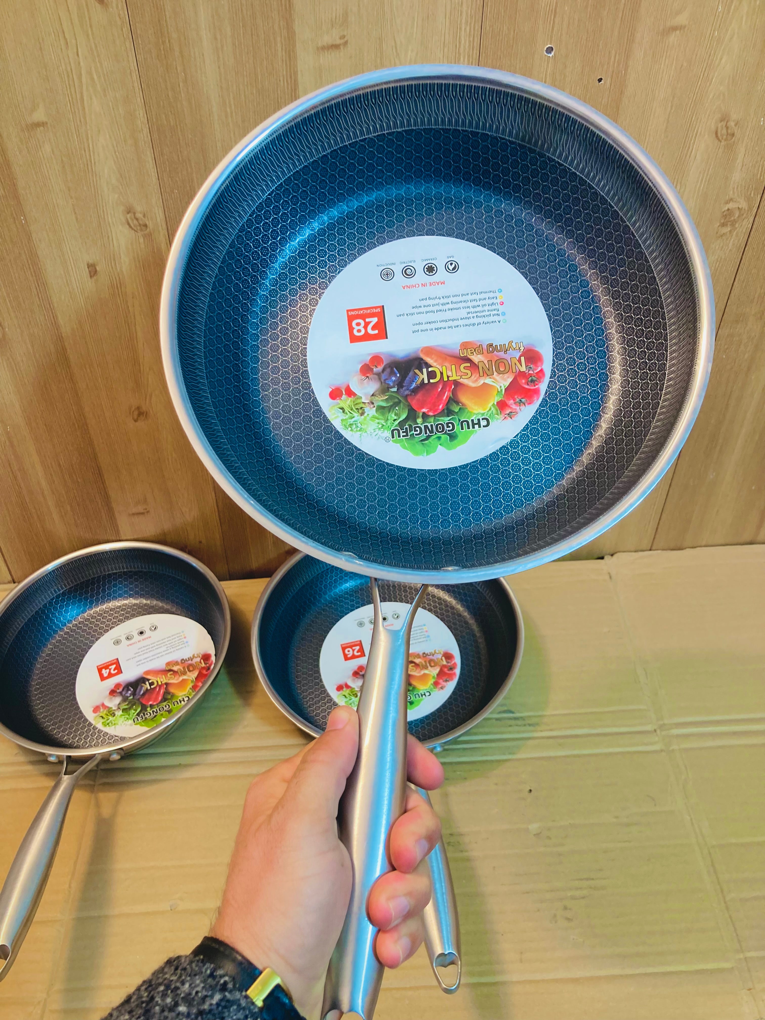Double Laser Crafted HoneyComb Non Stick Flat Frying Pan Without Lid