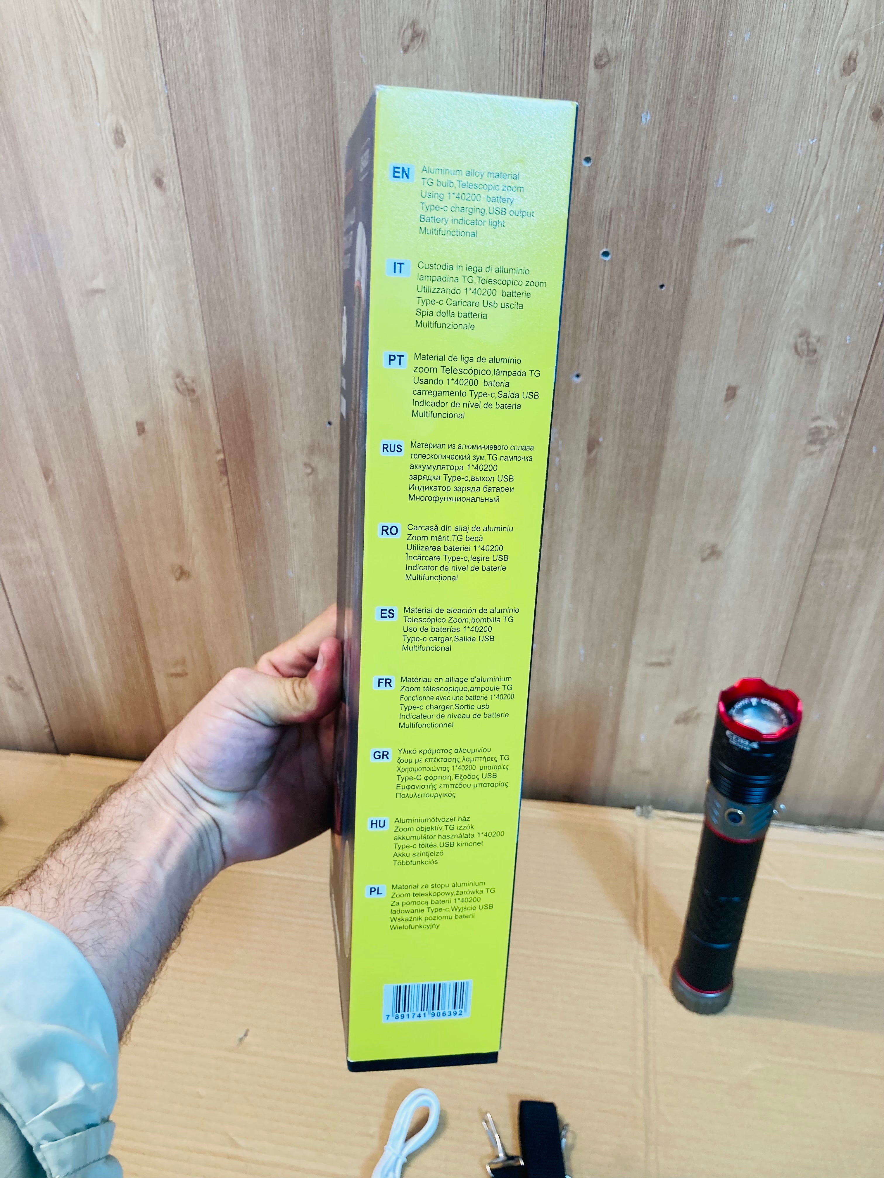 COBA Long Range Aluminium Alloy Strong Flashlight Torch CB-G639