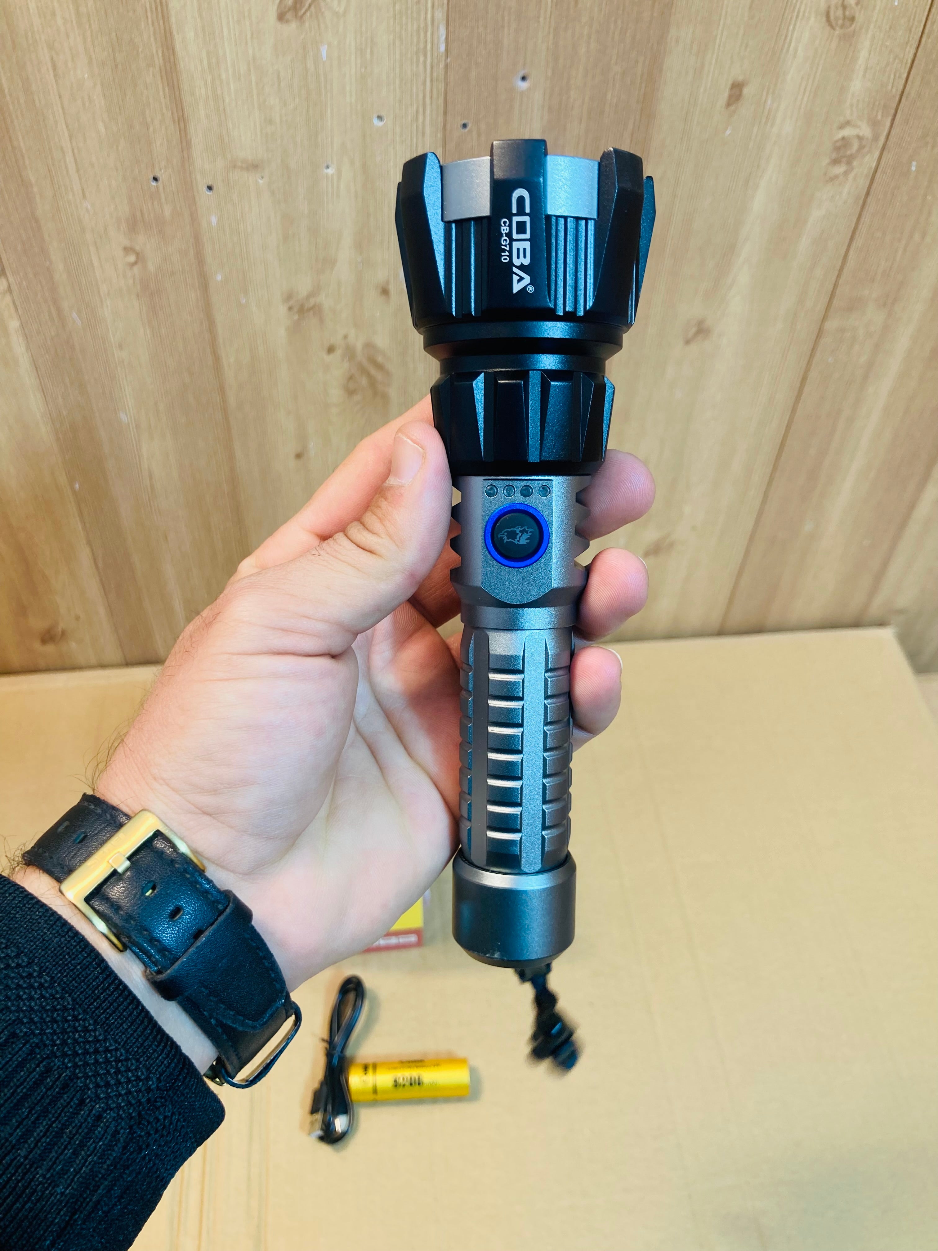 COBA Aluminum Alloy Flashlight Torch CB-G710