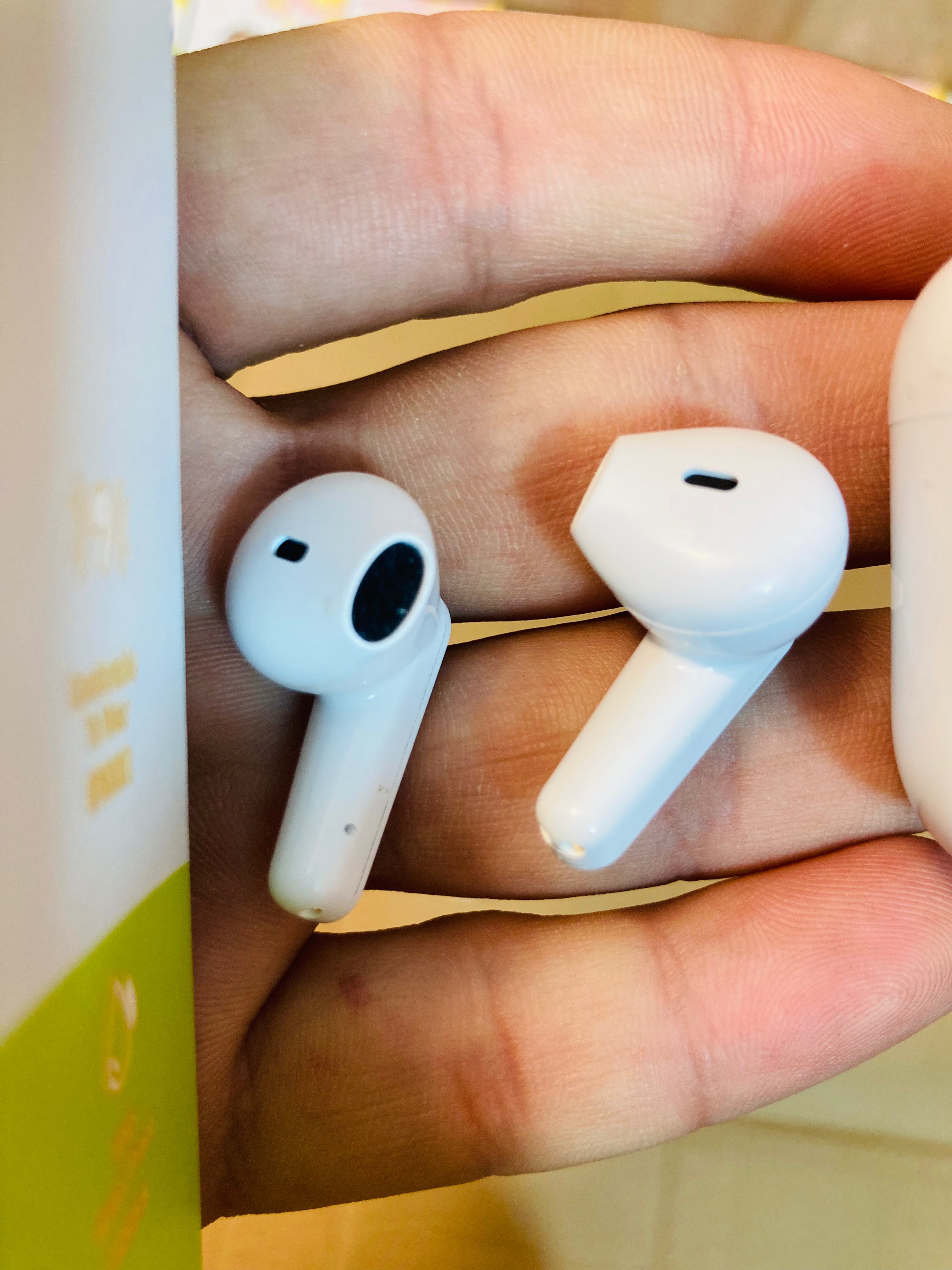 Crayon Shinchan Waterproof AirPods-Earbuds D-06-1