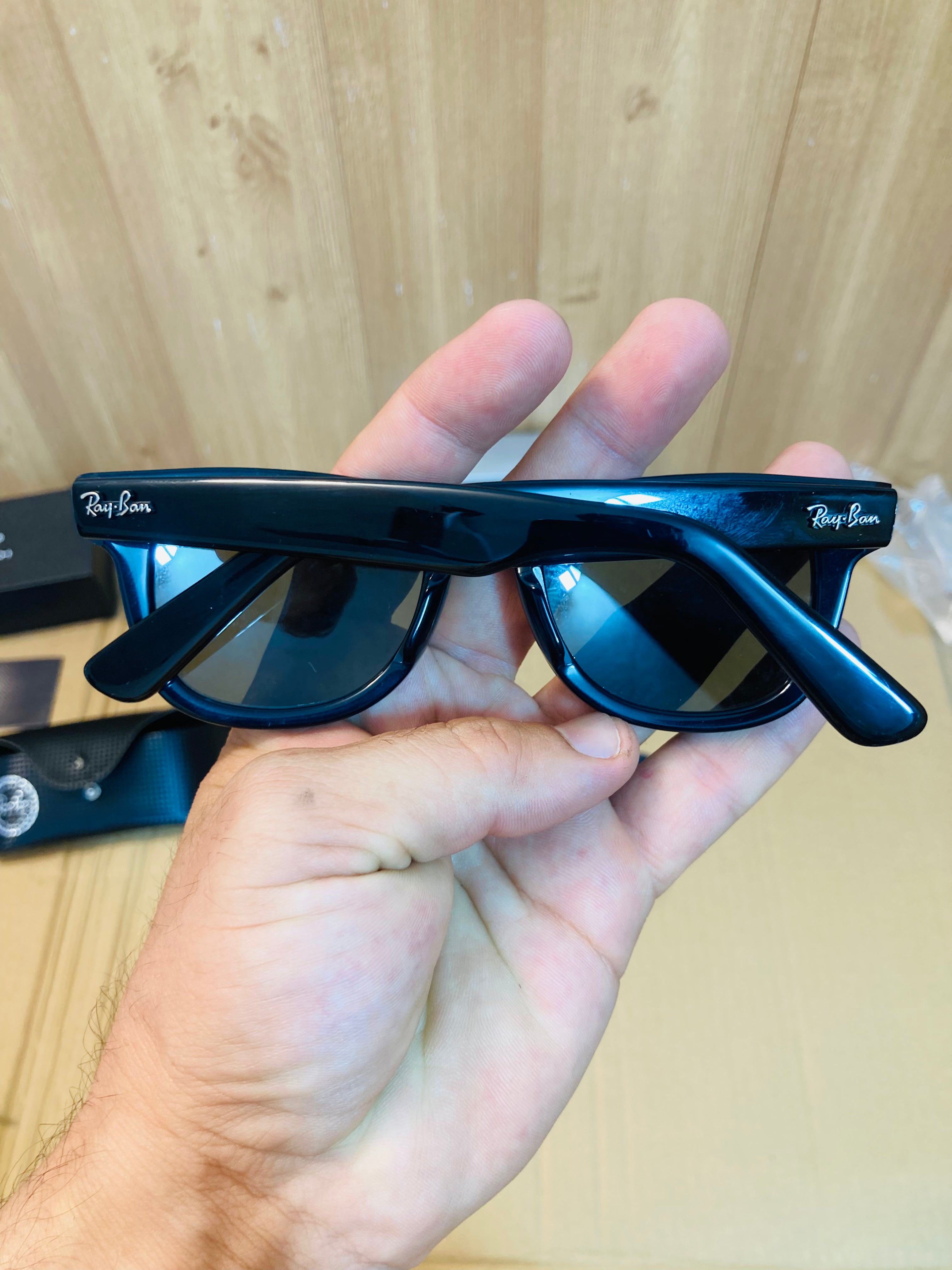 Ray-Ban RB2140 Original Wayfarer Classic Polarized Sunglasses