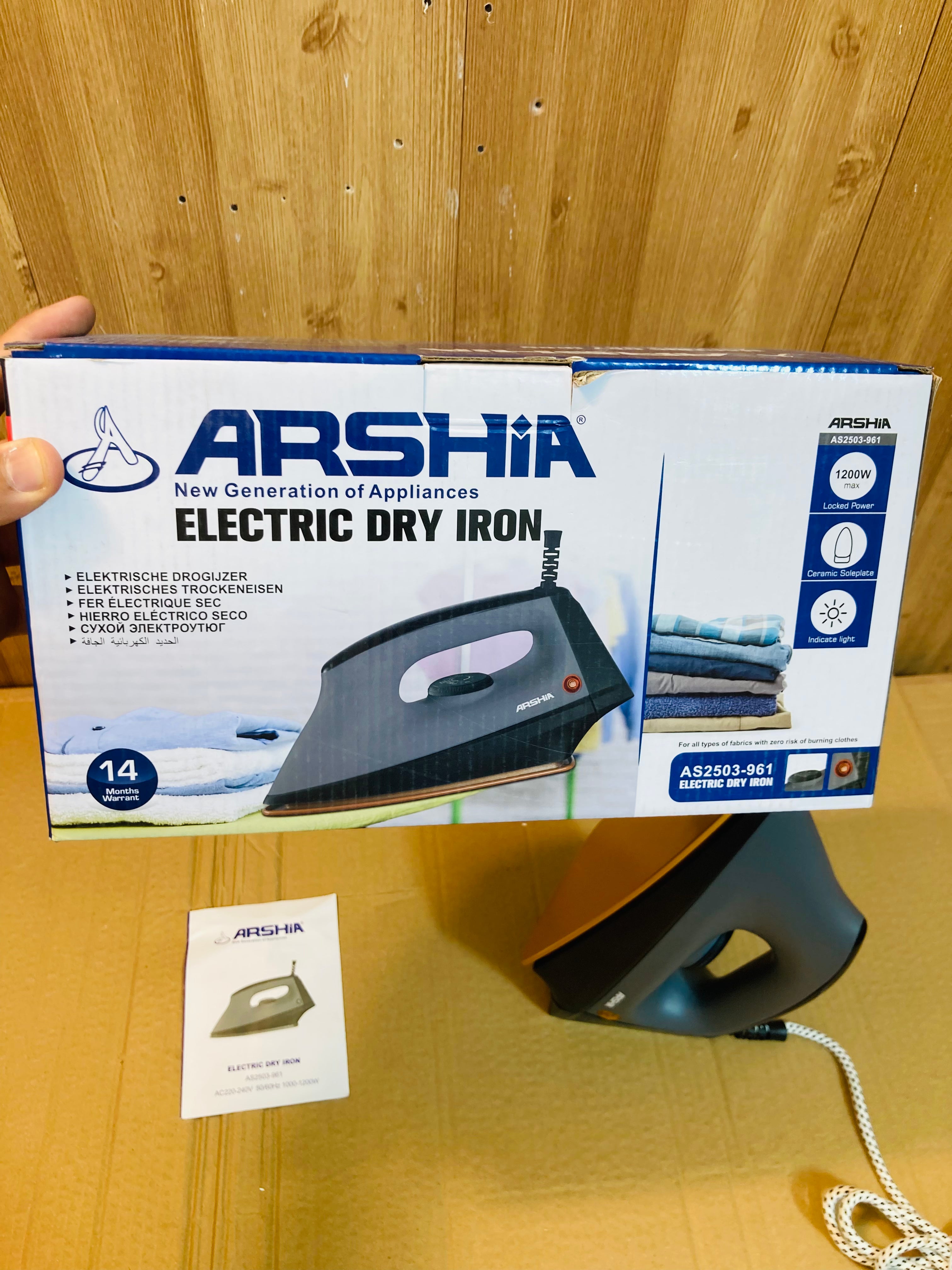 Arshia Heavy Weight Ceramic Soleplate Electric Dry Iron 1200W