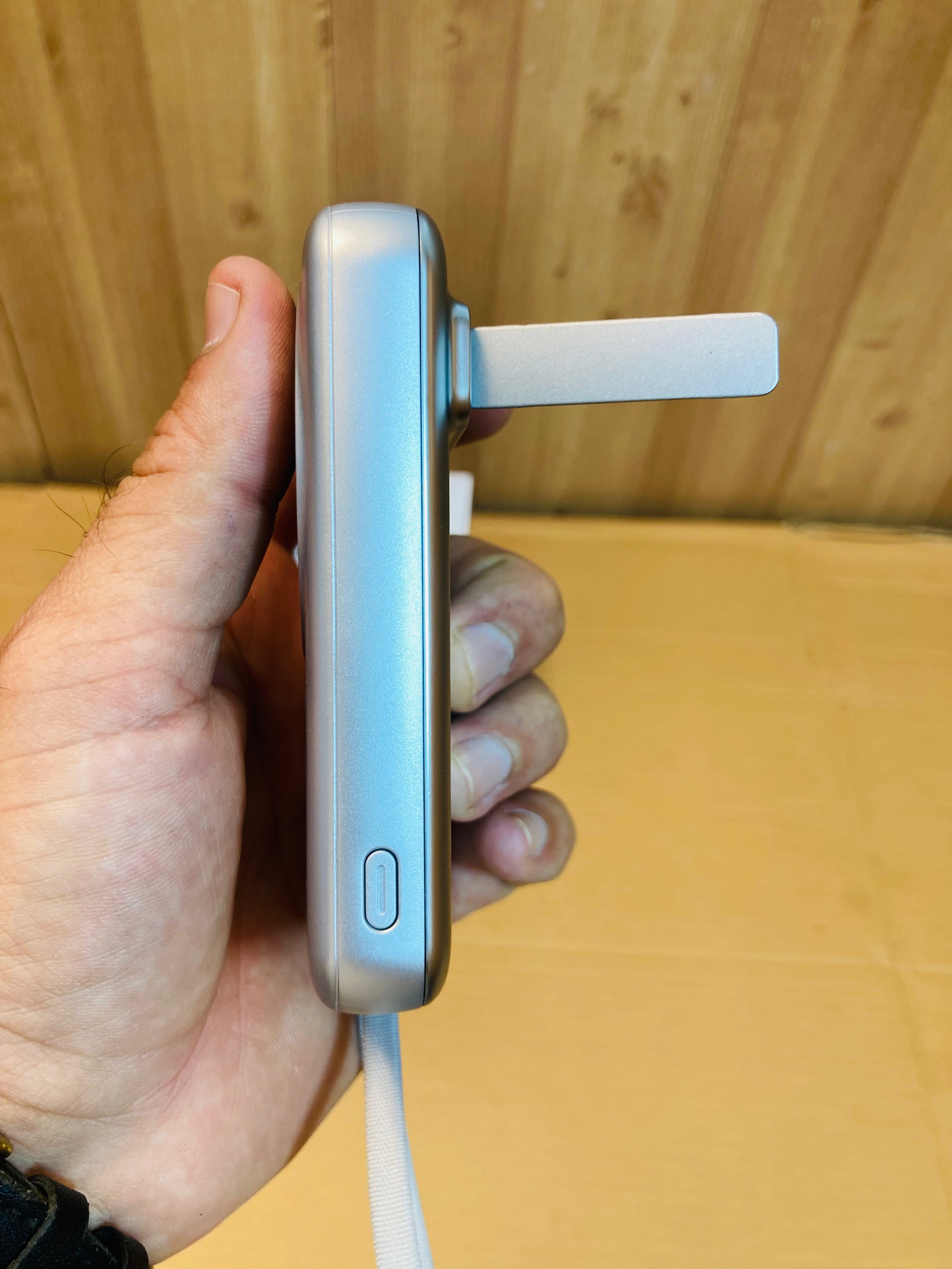 Kamal 22.5W Fast Charging MagSafe 10000mAh Wireless Power Bank KPB13