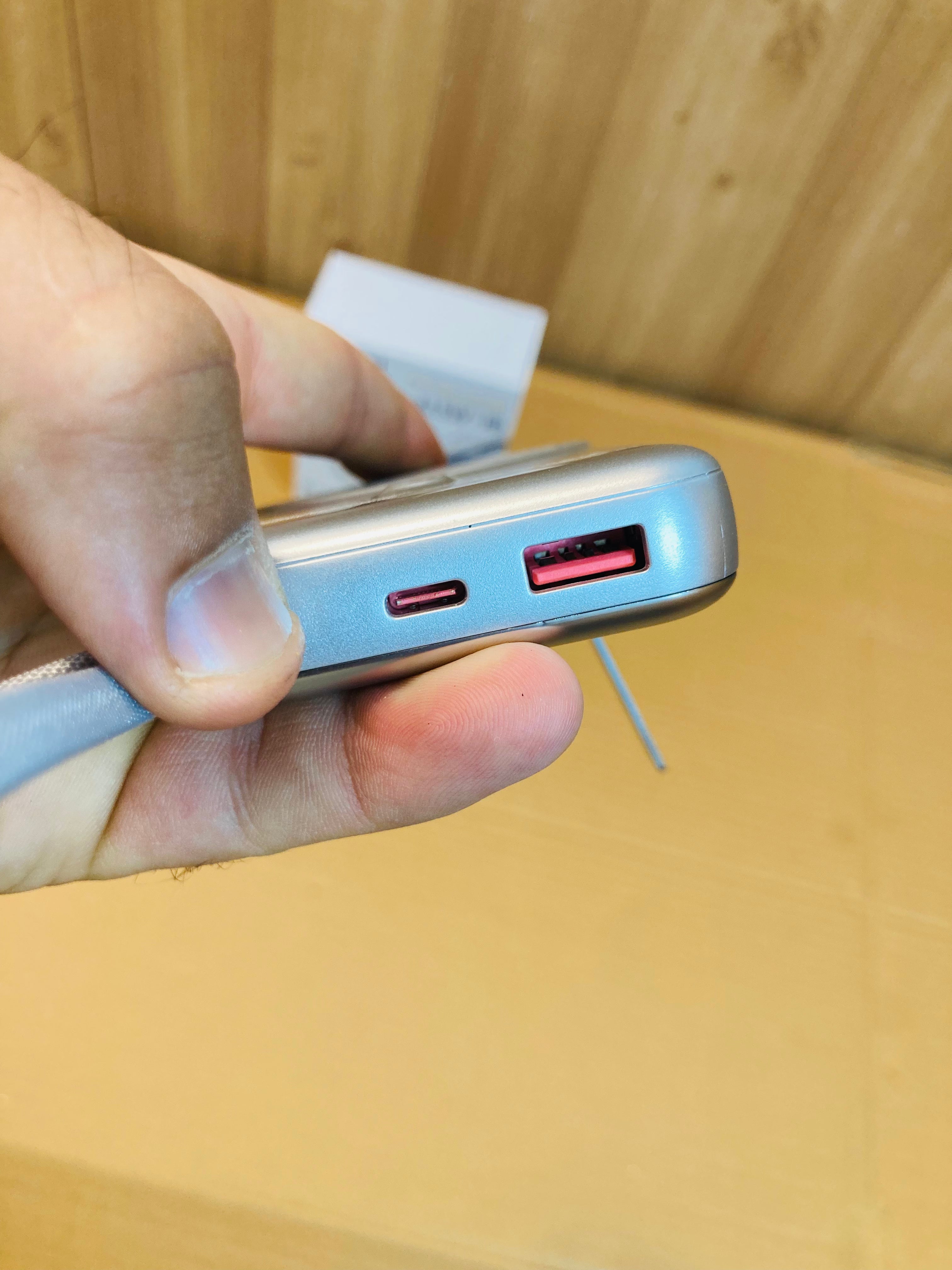 Kamal 22.5W Fast Charging MagSafe 10000mAh Wireless Power Bank KPB13