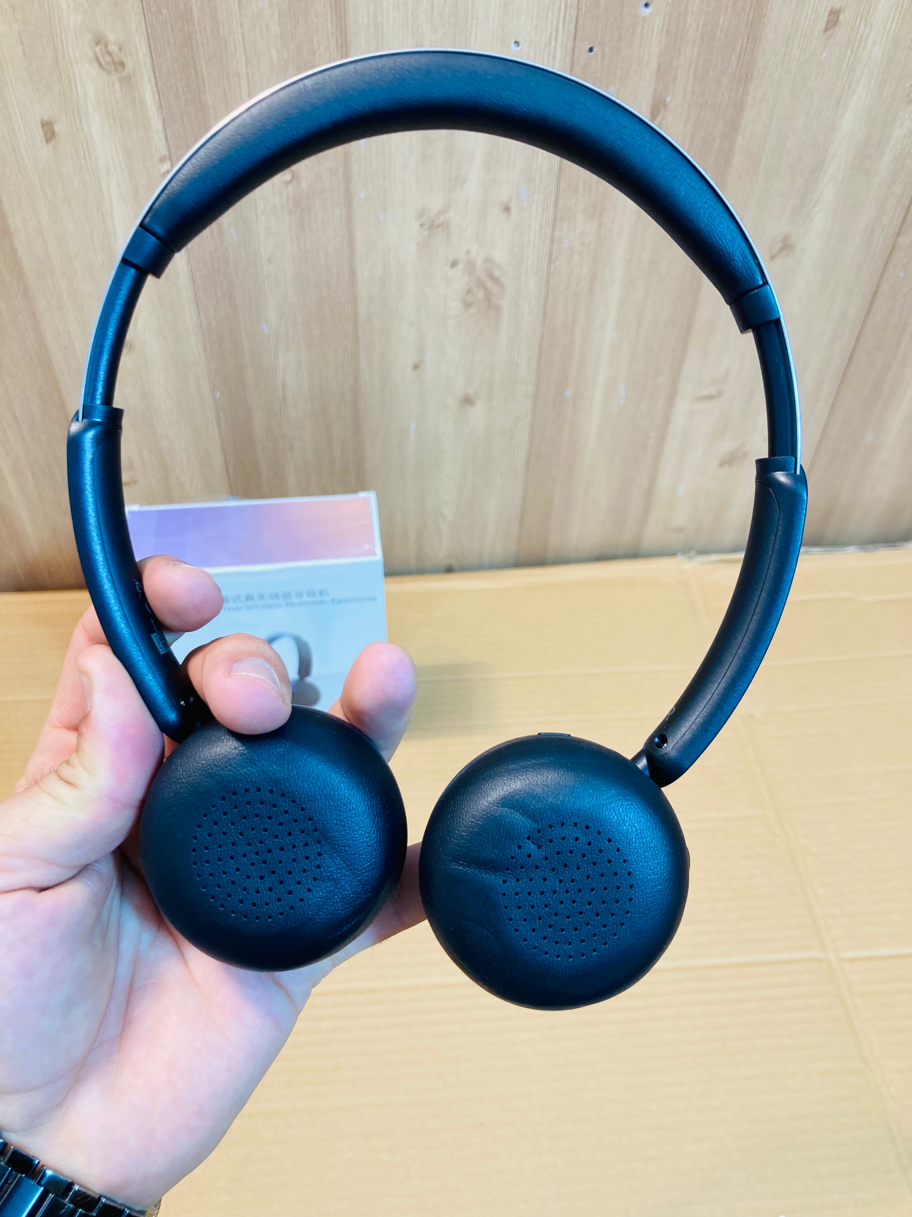 Lenovo True Wireless Bluetooth Headphones E8300