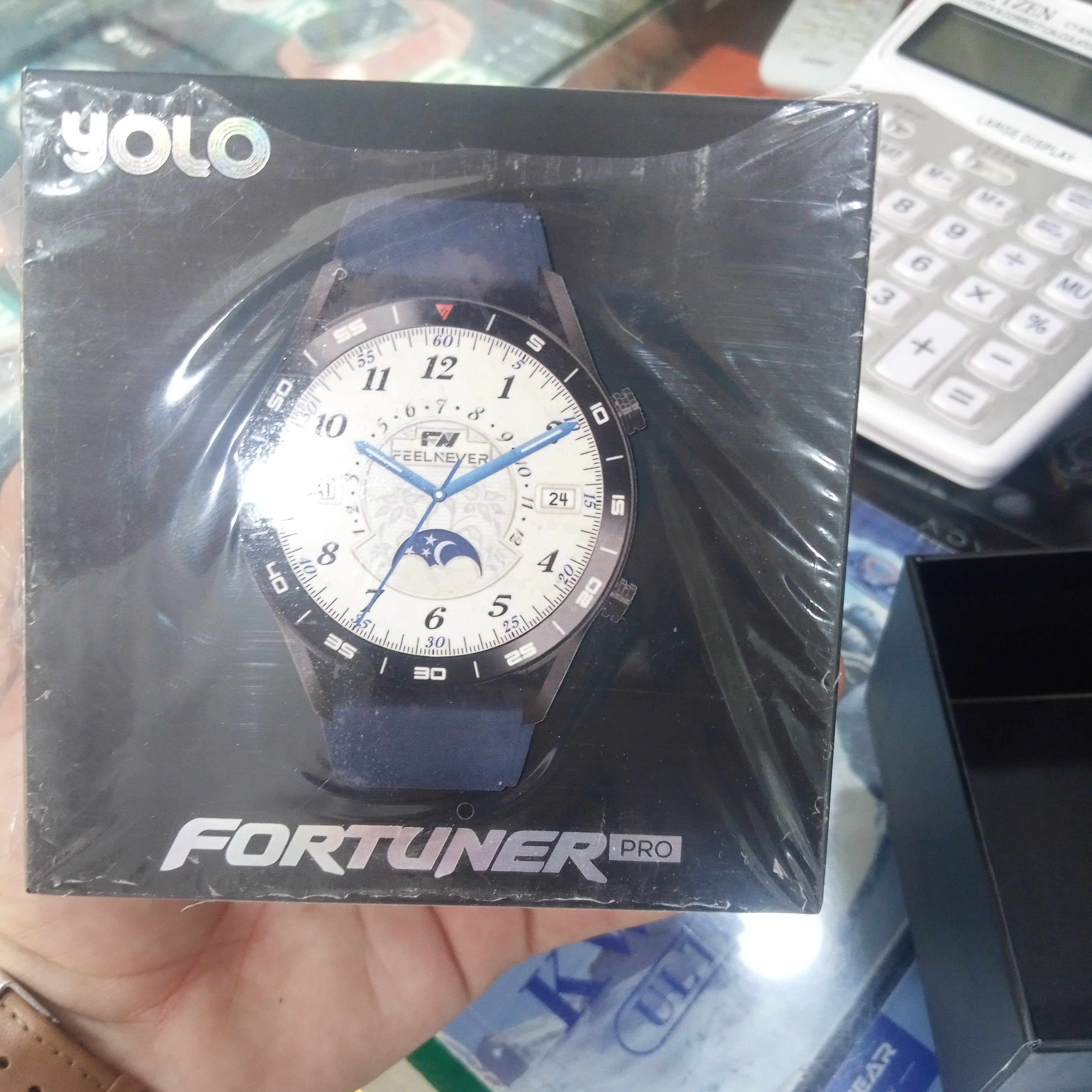 Yolo Furtuner Pro Smart Watch