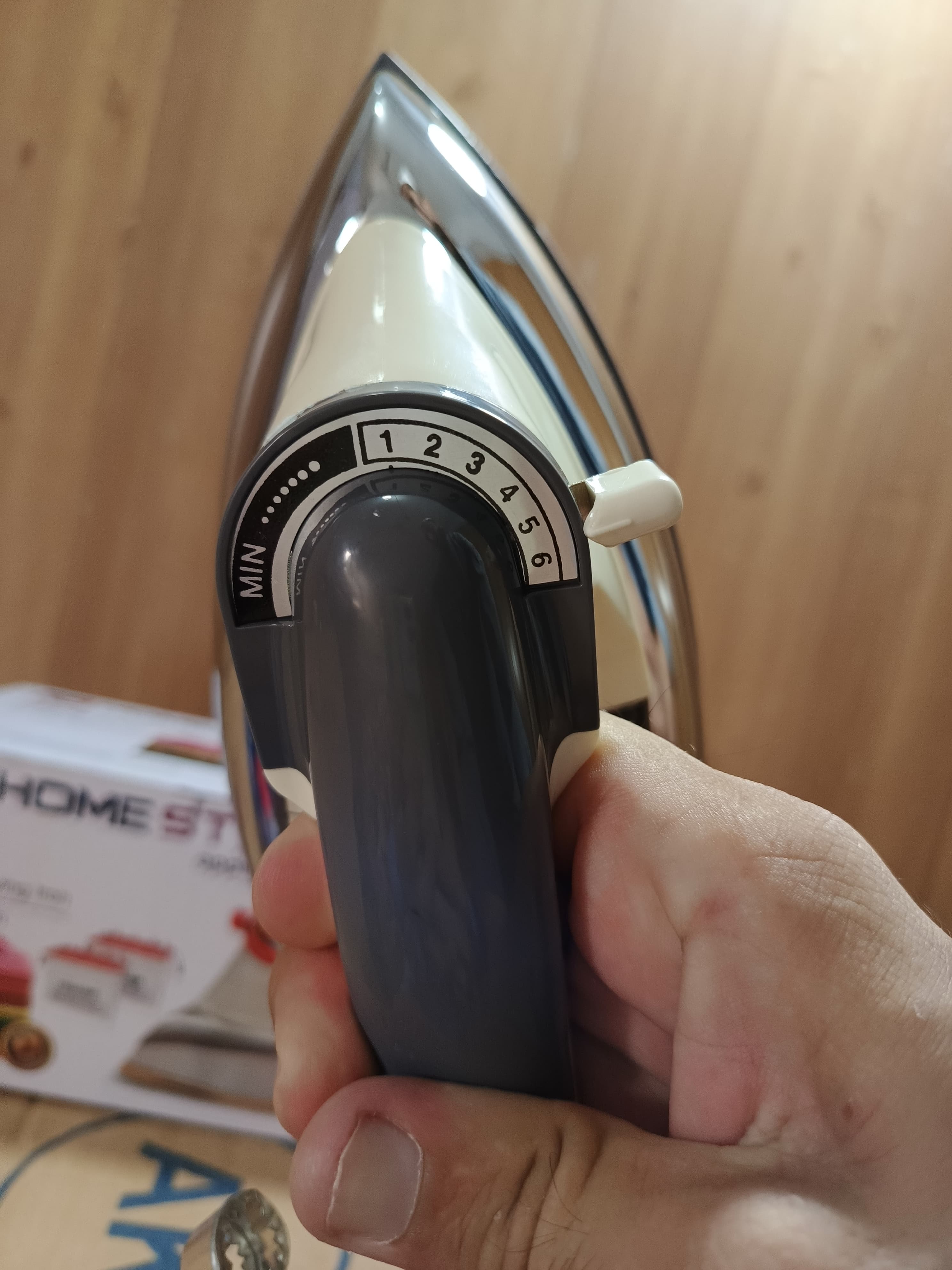 "Home Star" Solar Iron/Energy Saving Iron.