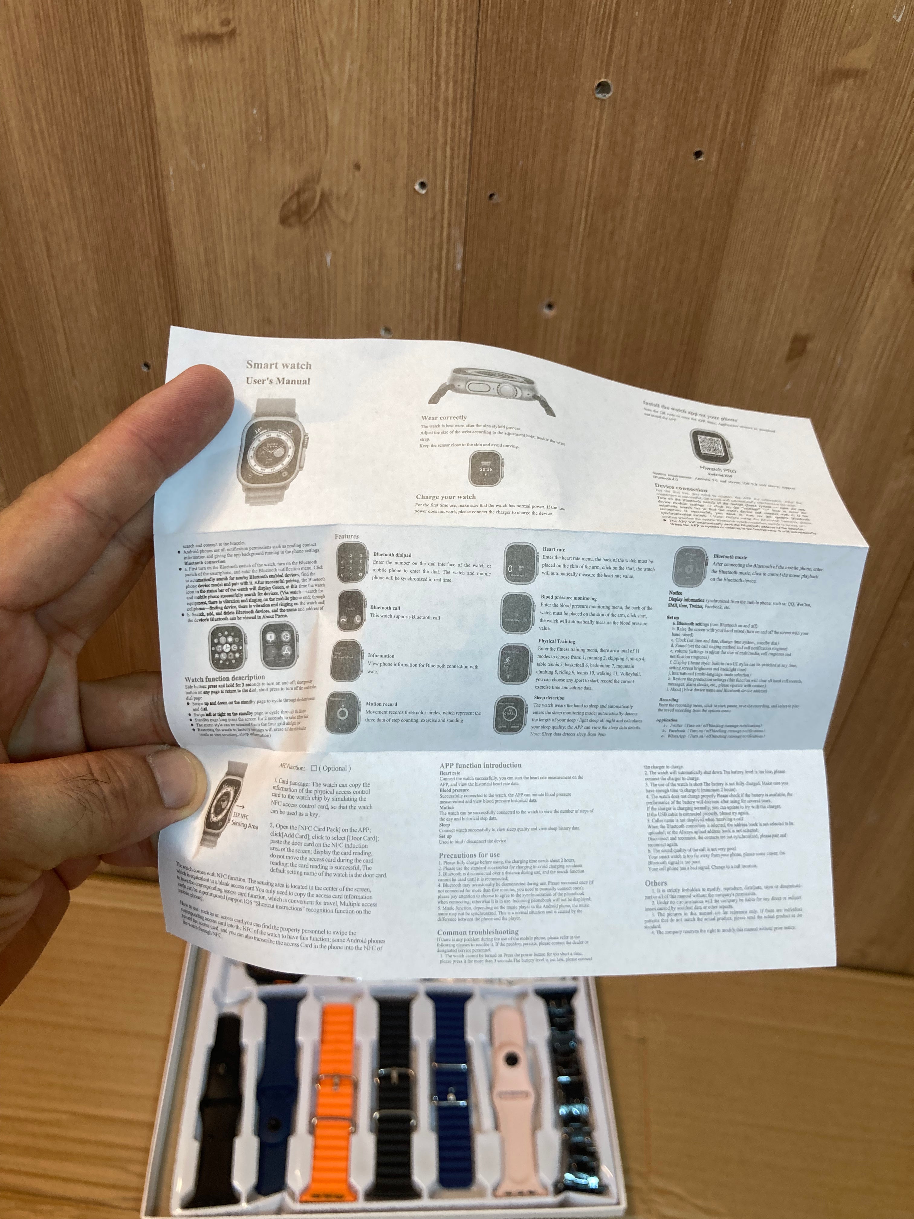 HIGH QUALITY SMART WATCHE WITH 7 STRAPS &  AirPods