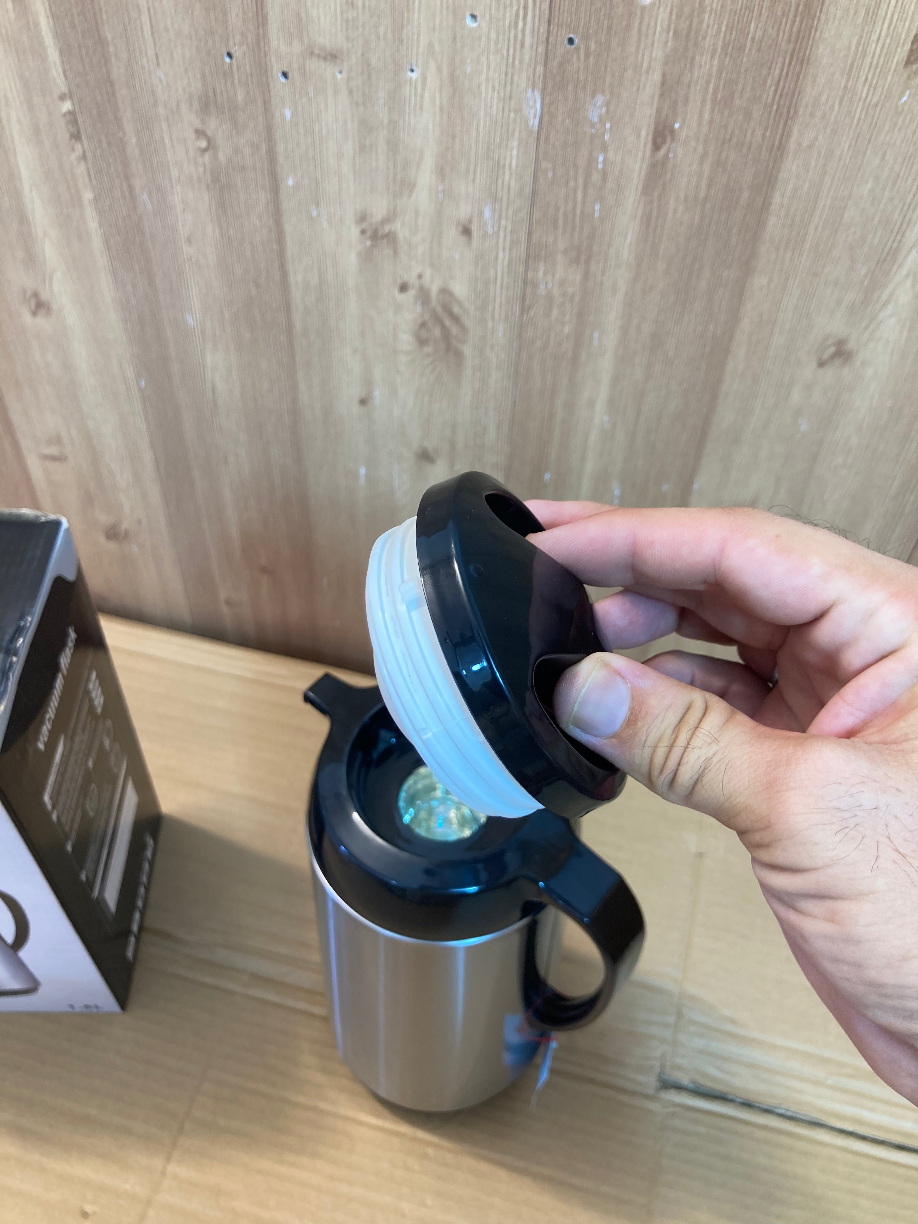 Imported EAGLE VACUUM FLASK/Thermos