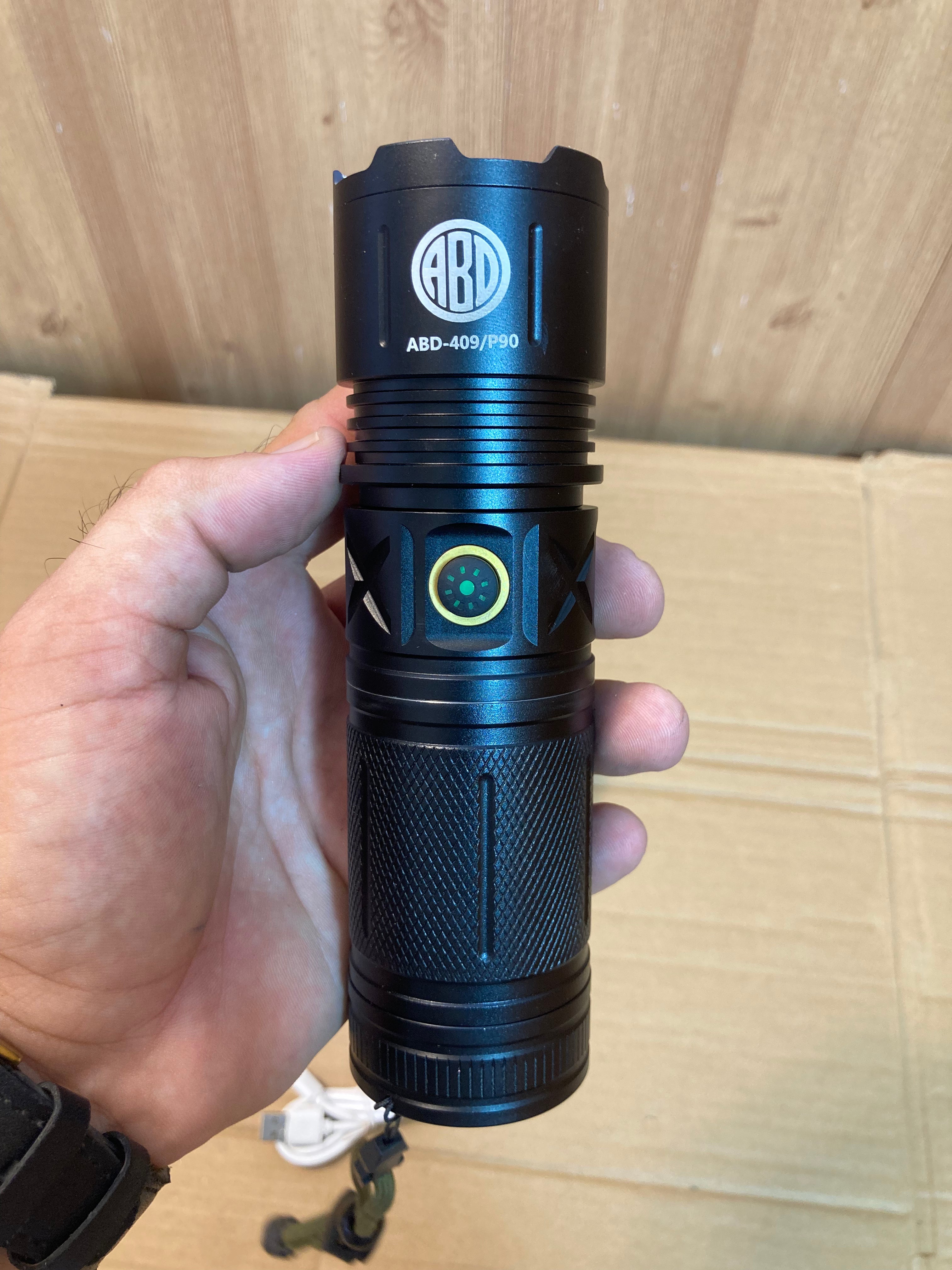 Multifunctional P90 Compact Powerful Torch