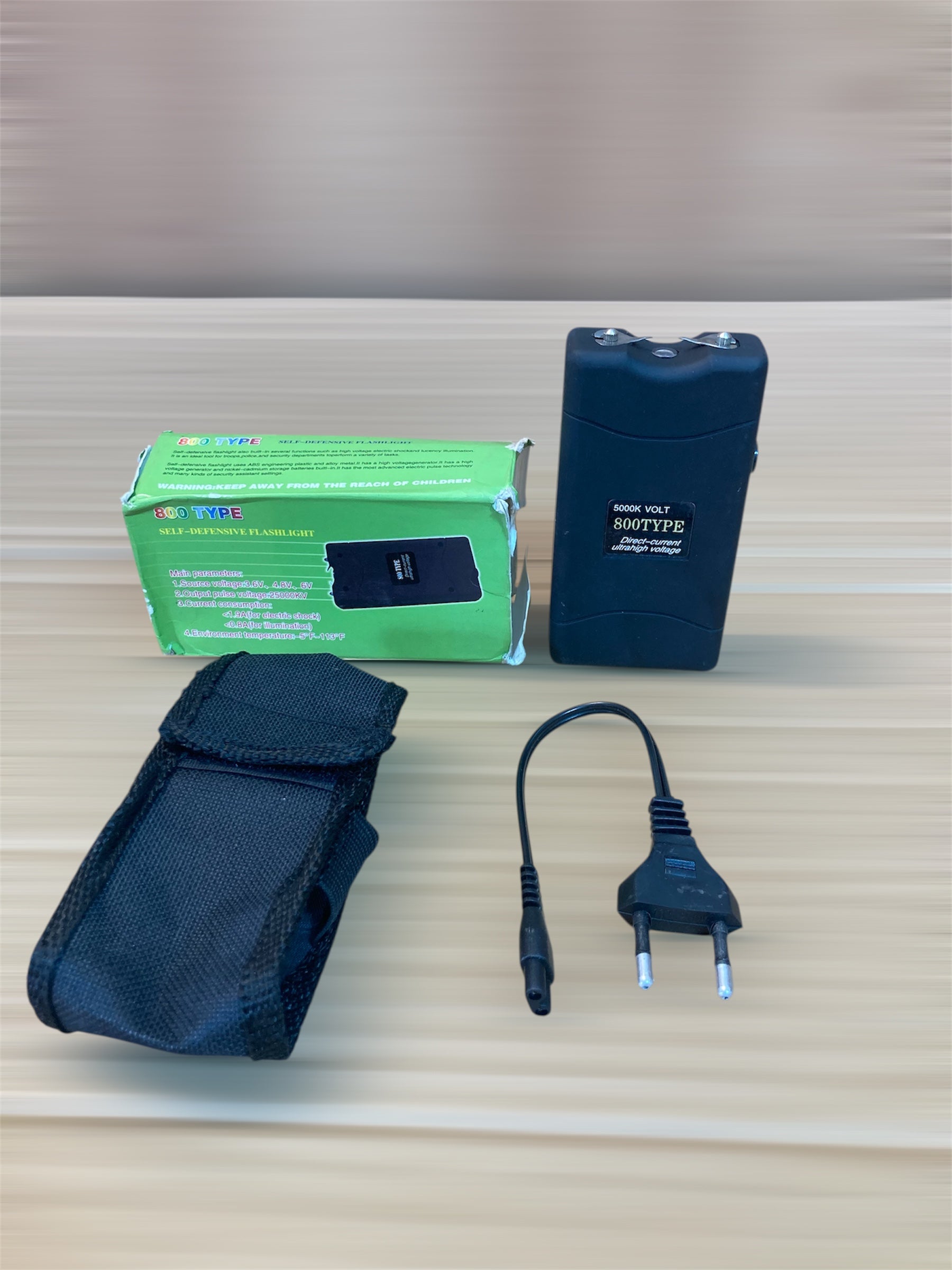 Self-Defensive Stun Gun with Flashlight – 800 Type – 5000k Volt