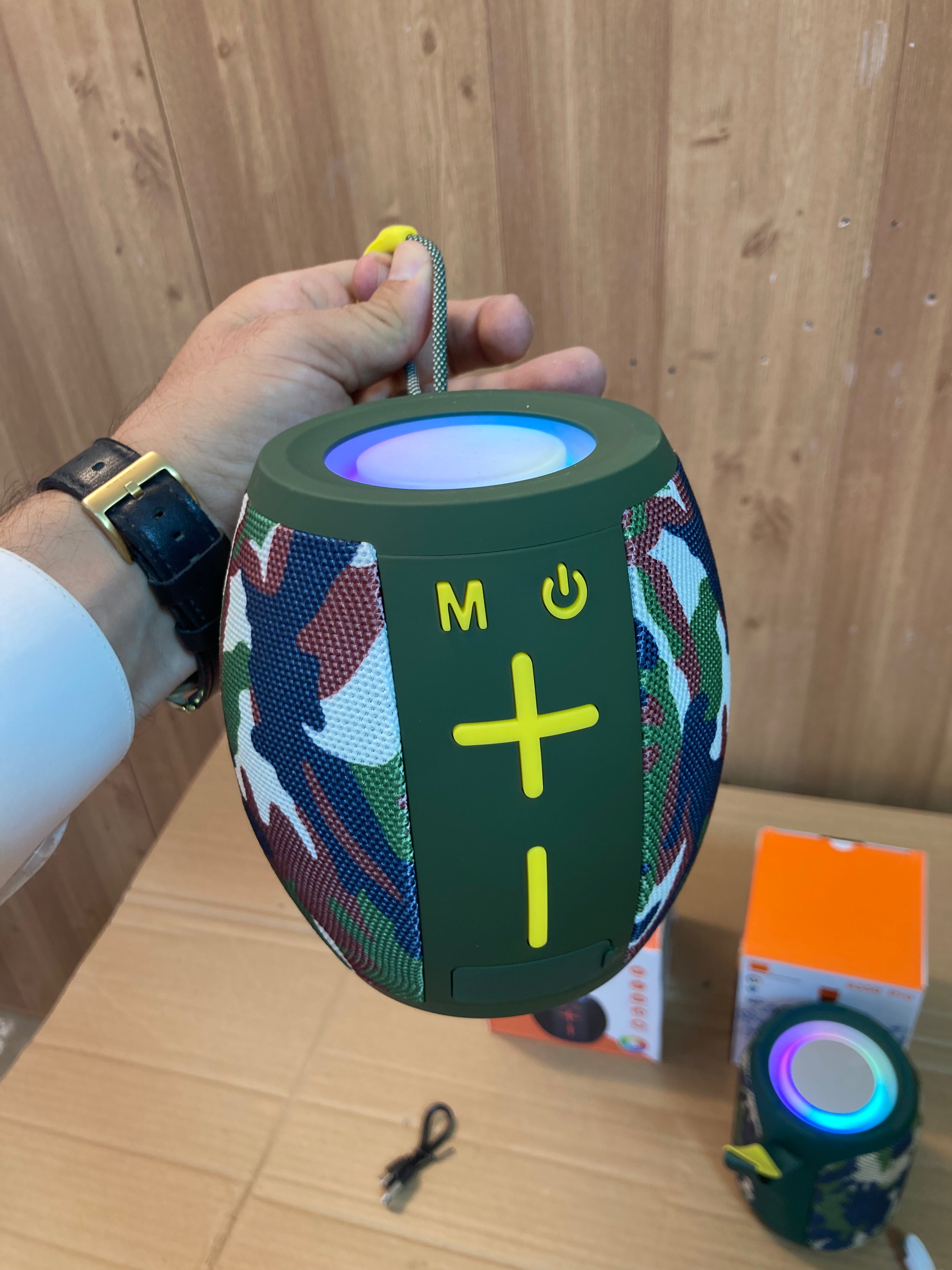 Lot Imported Rechargeable Portable Bluetooth Wireless Speaker with RGB Lights