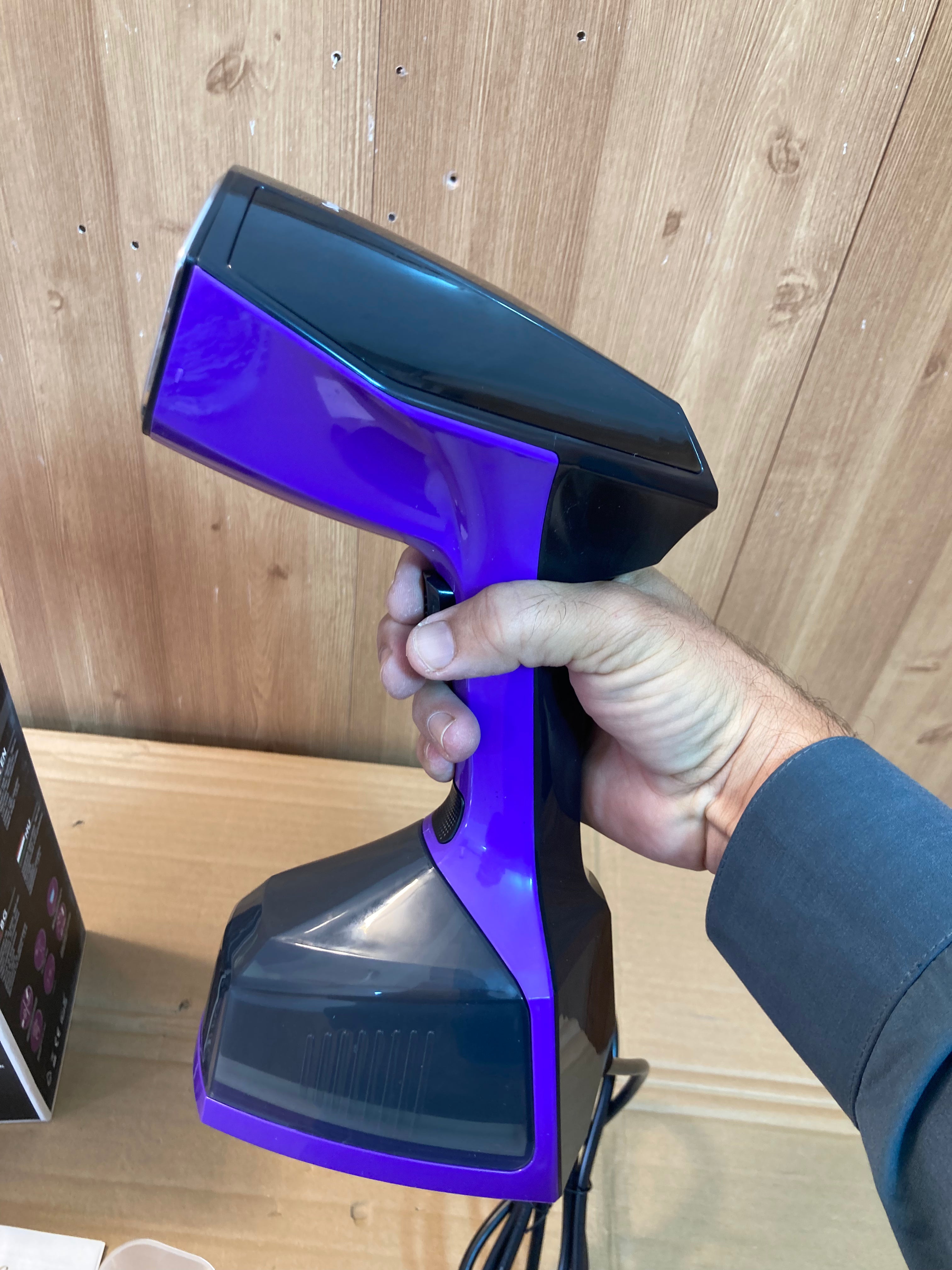 Super Crest Germany 2400W Handheld Garment Steamer - Updated Model -SCT-1026