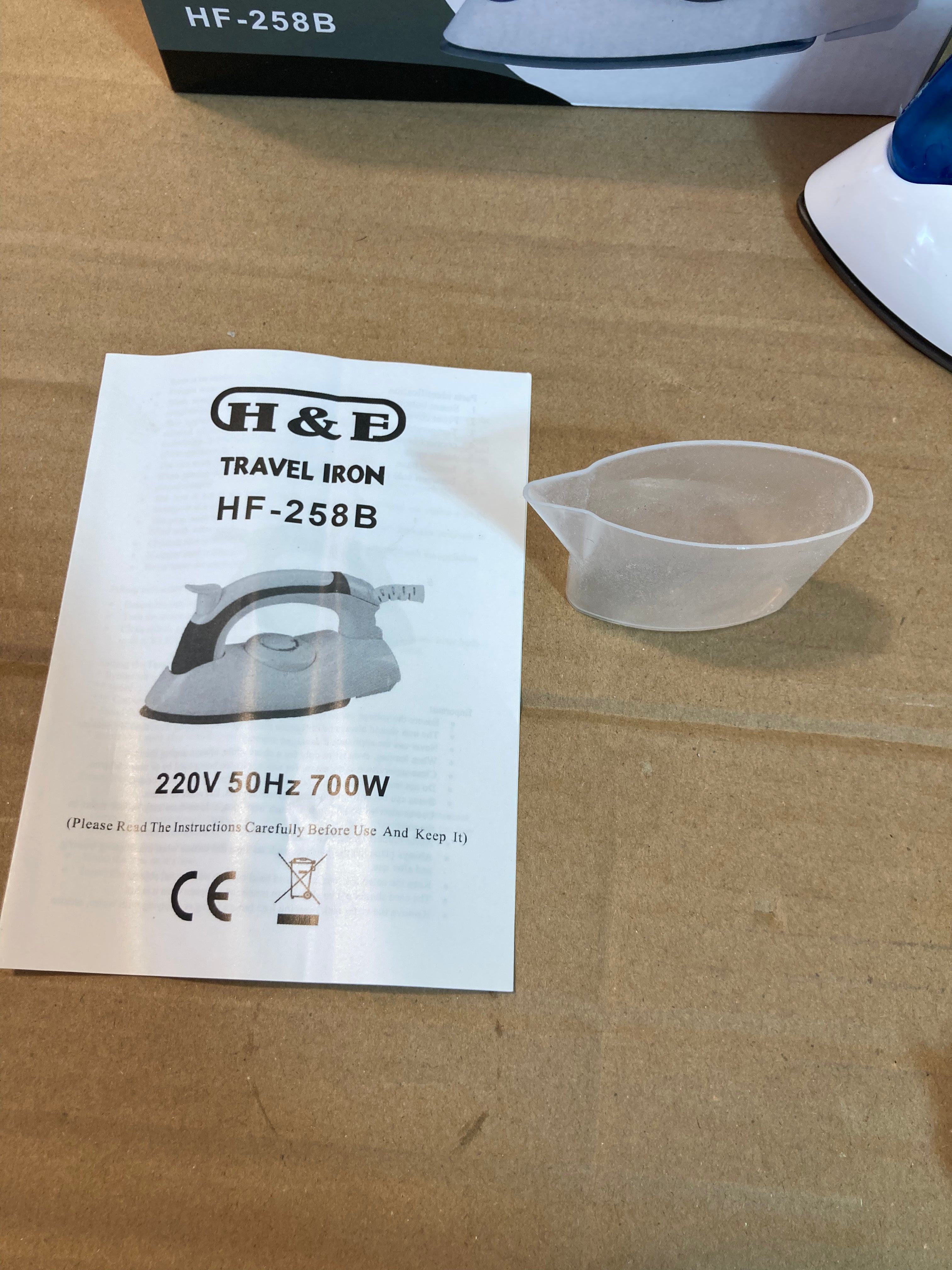 H&F Travel Friendly Compact Steam Iron 750W