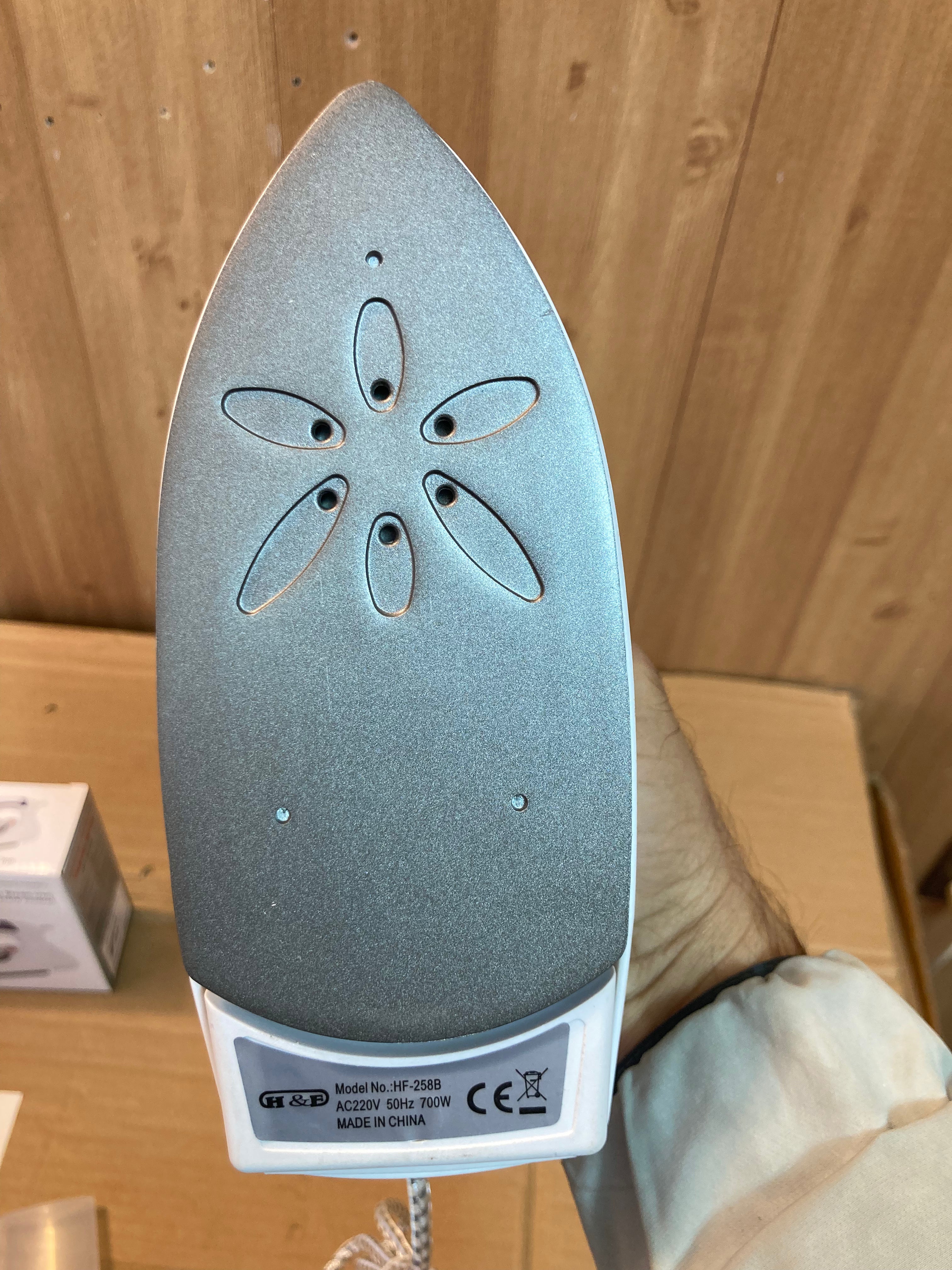 H&F Travel Friendly Compact Steam Iron 750W