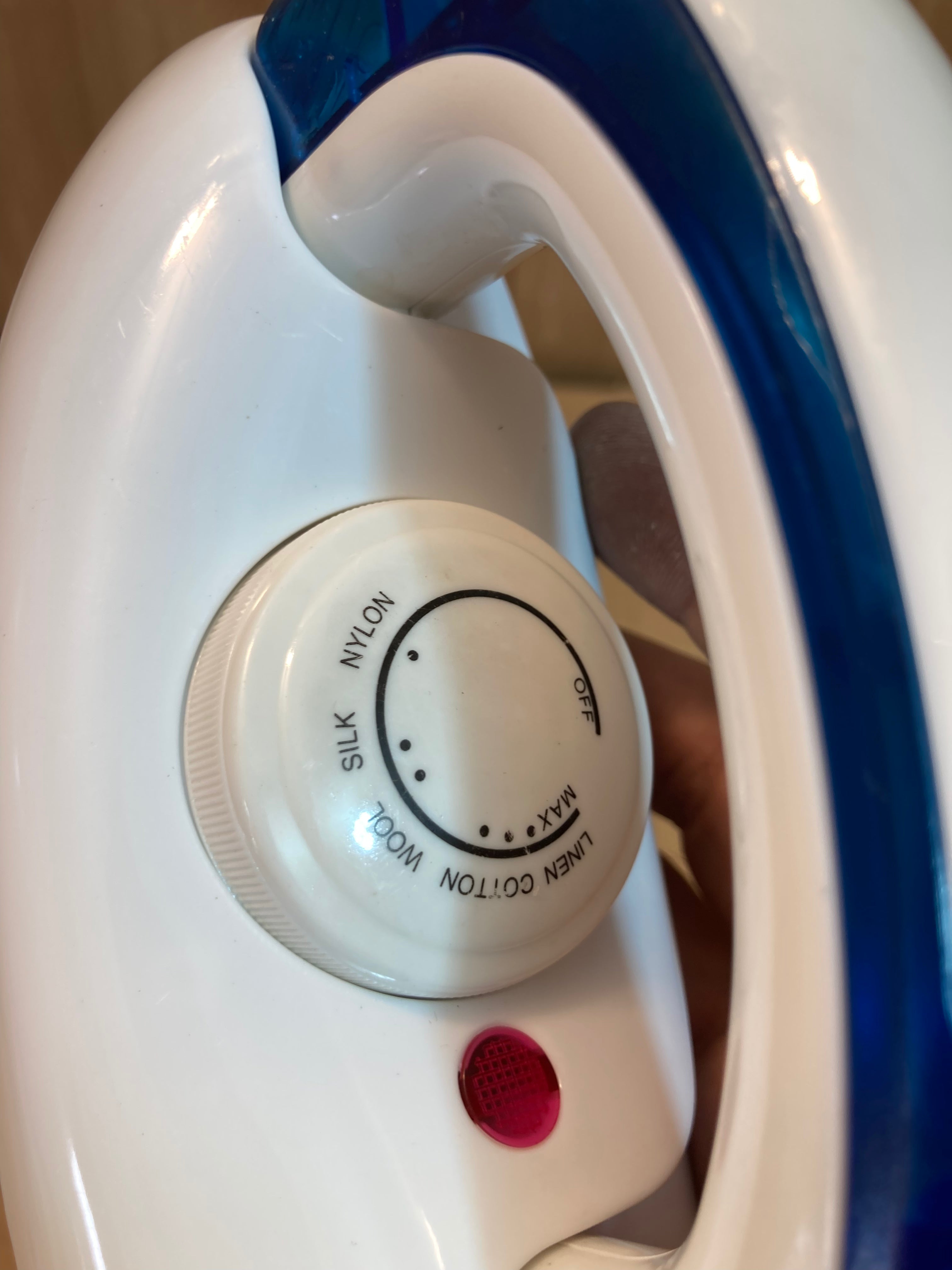 H&F Travel Friendly Compact Steam Iron 750W