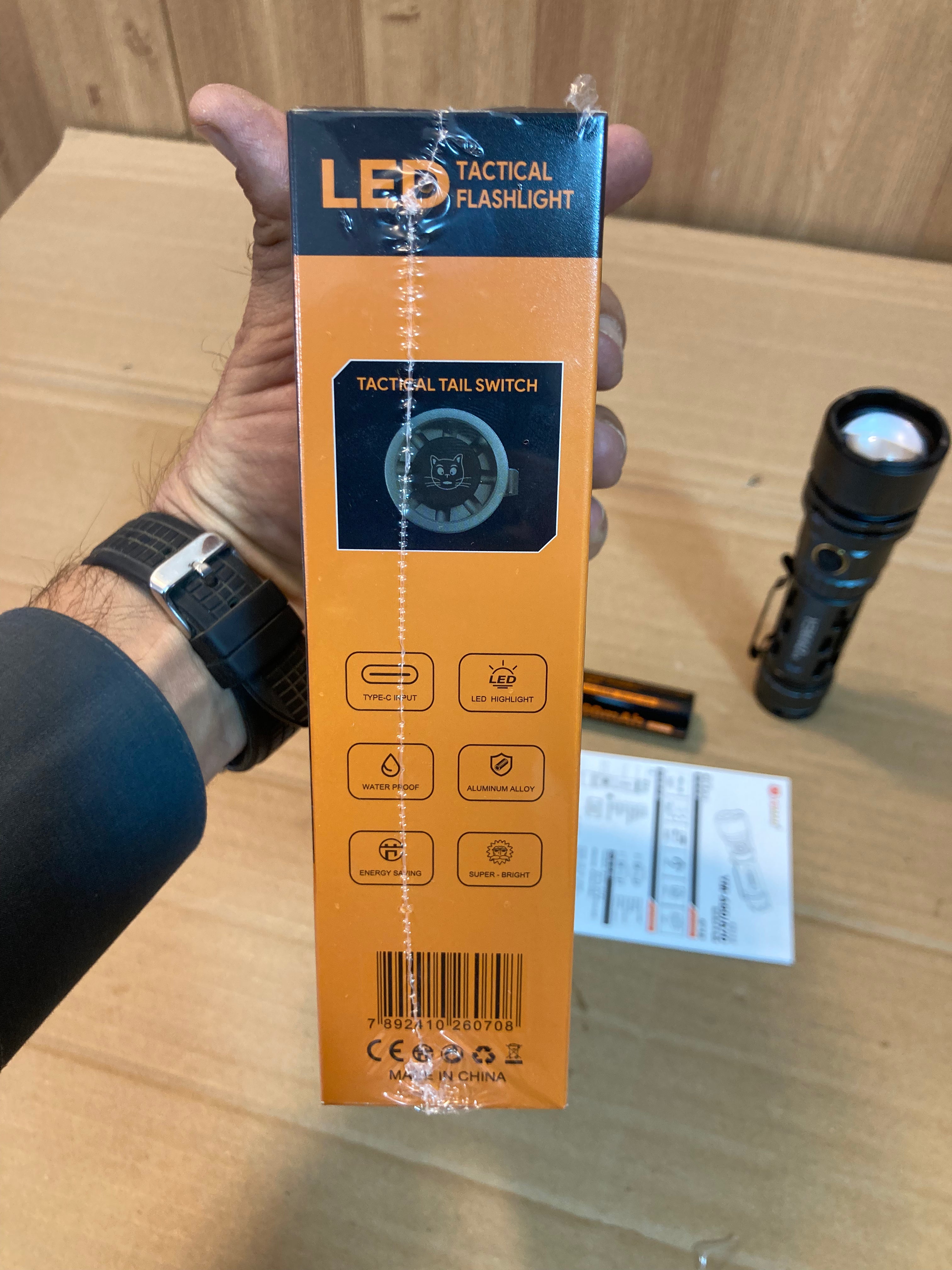 Yemao High Powerful Compact Flashlight-Torch YM-A60