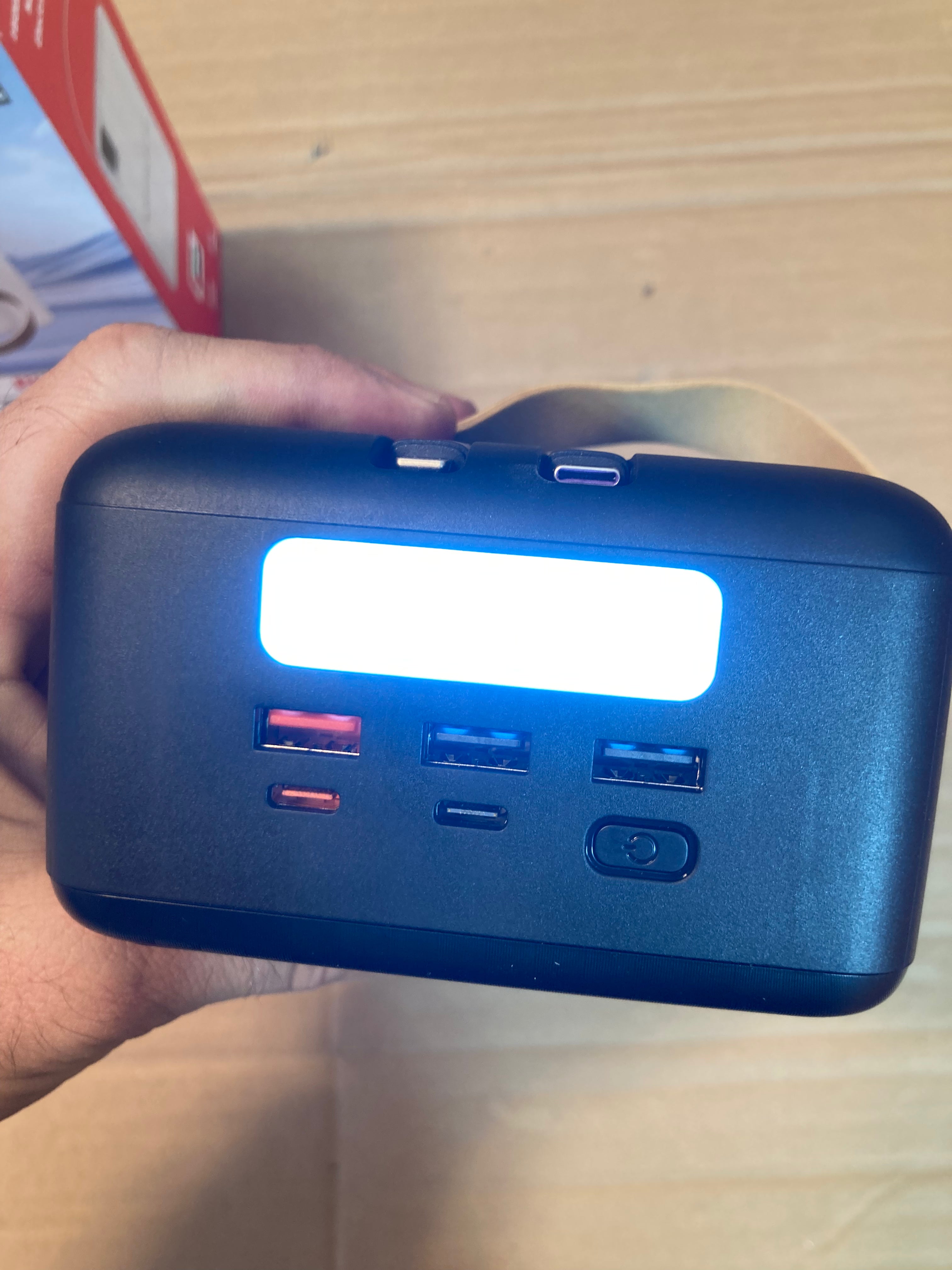 Kamal 160000mAh 60W Fast Charging Built in Cable Power Station - Power Bank K160