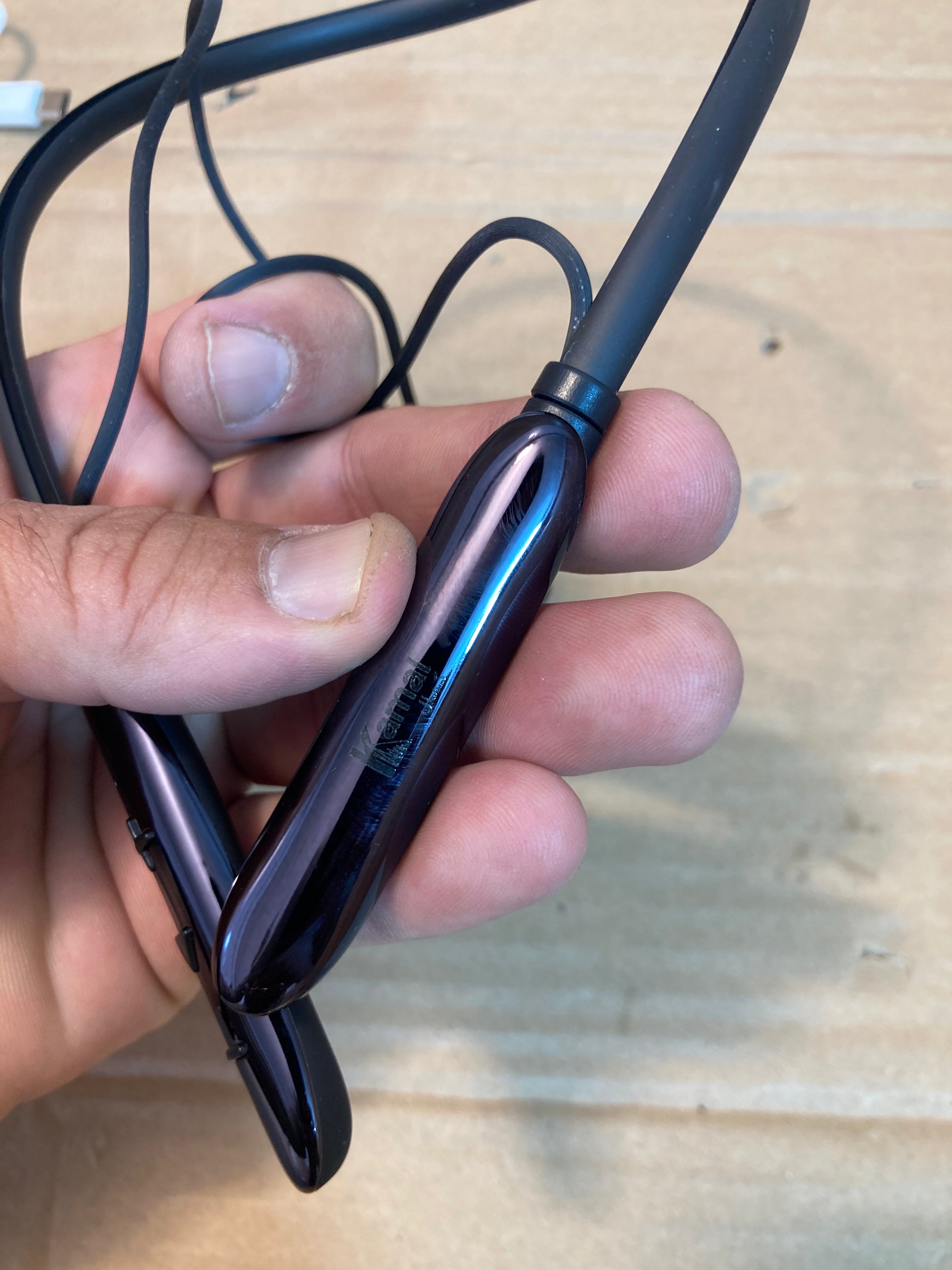 Kamal Magnetic Control Stereo Earphones - Neckband KNB03