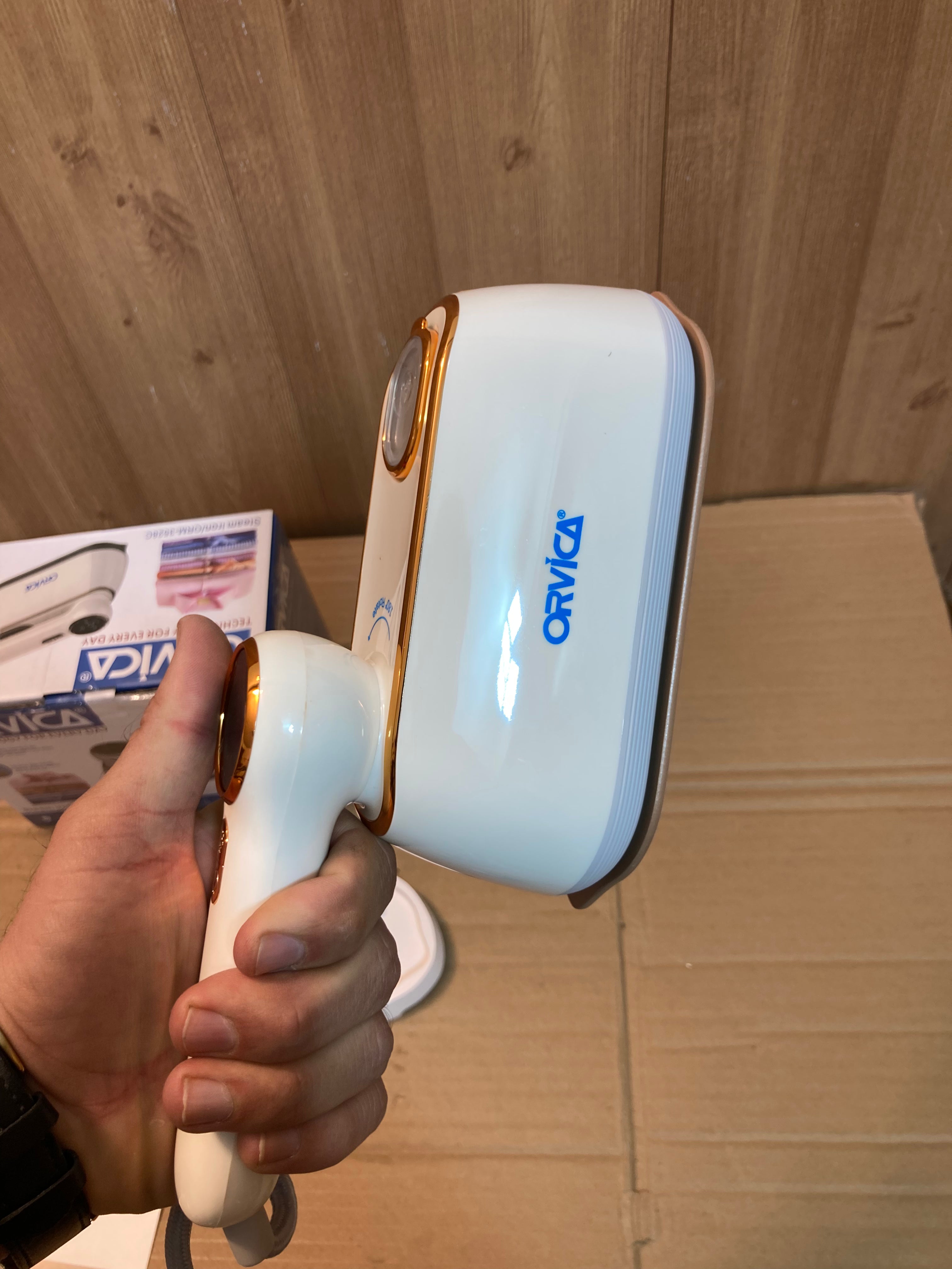 Orvica Russia Handheld Digital 2400W Steam Iron ORM-3528C