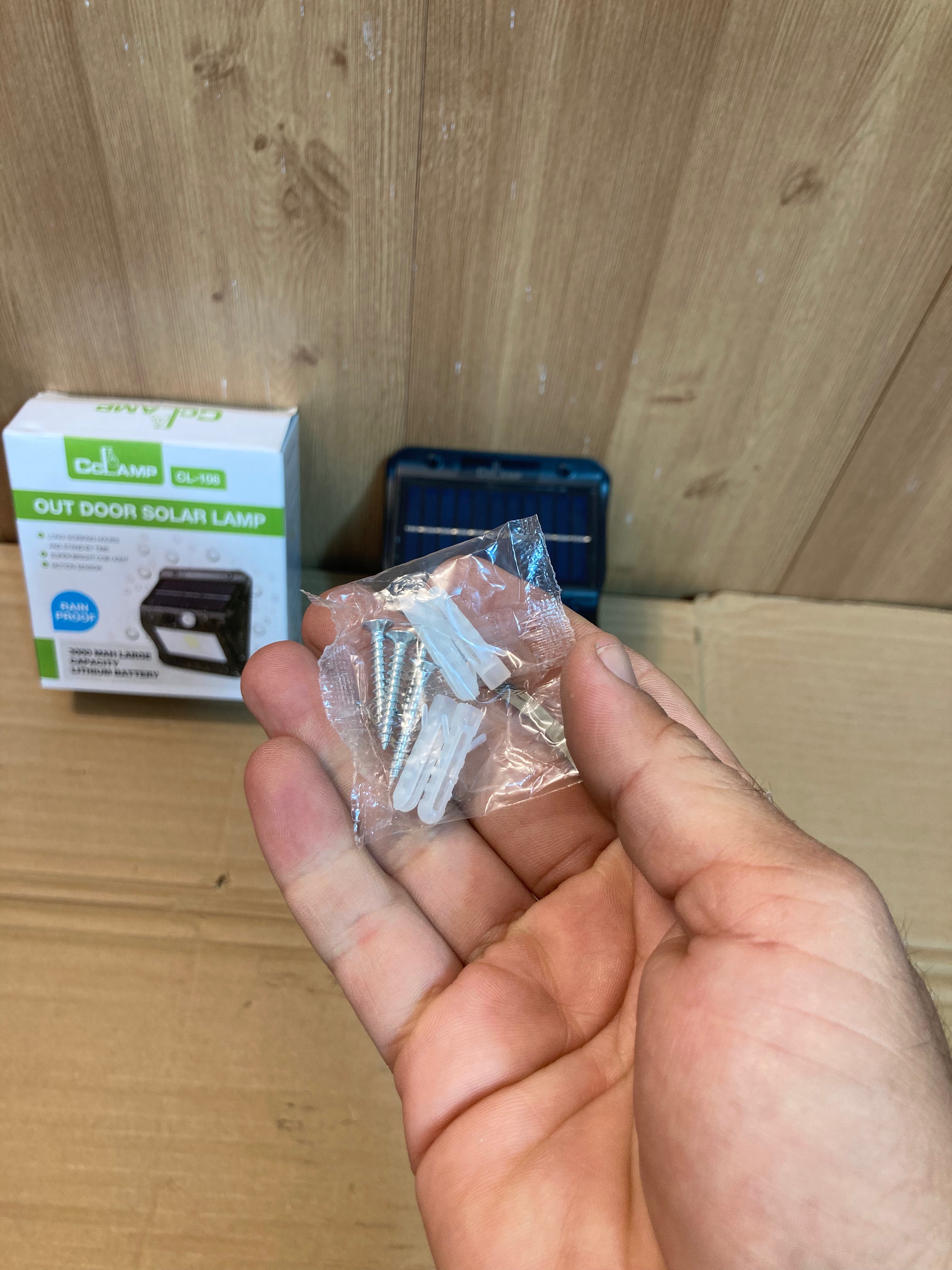 Rechargeable Outdoor Solar Light CL-108