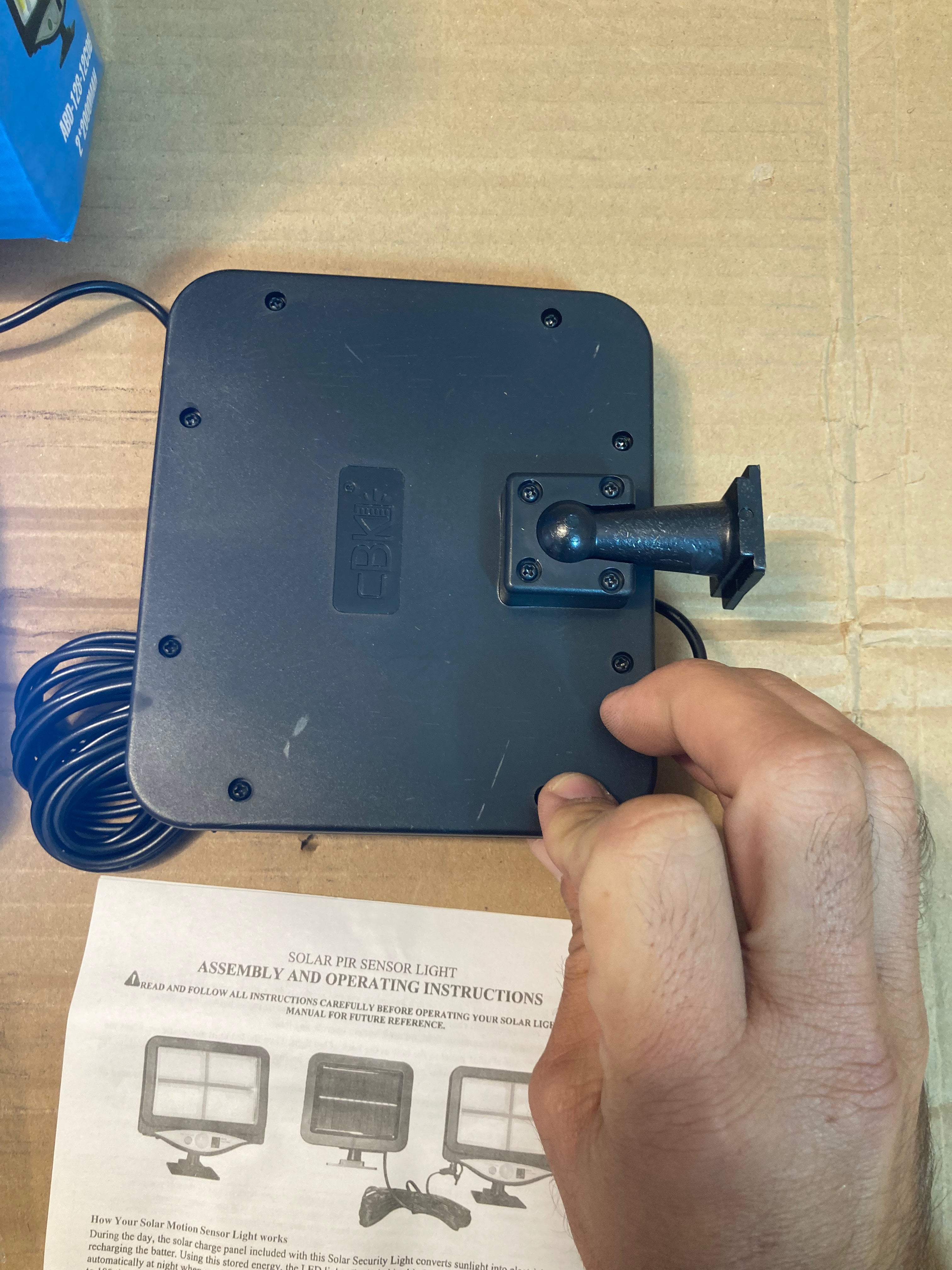 Solar Sensor Light With Remote Control ABD-128