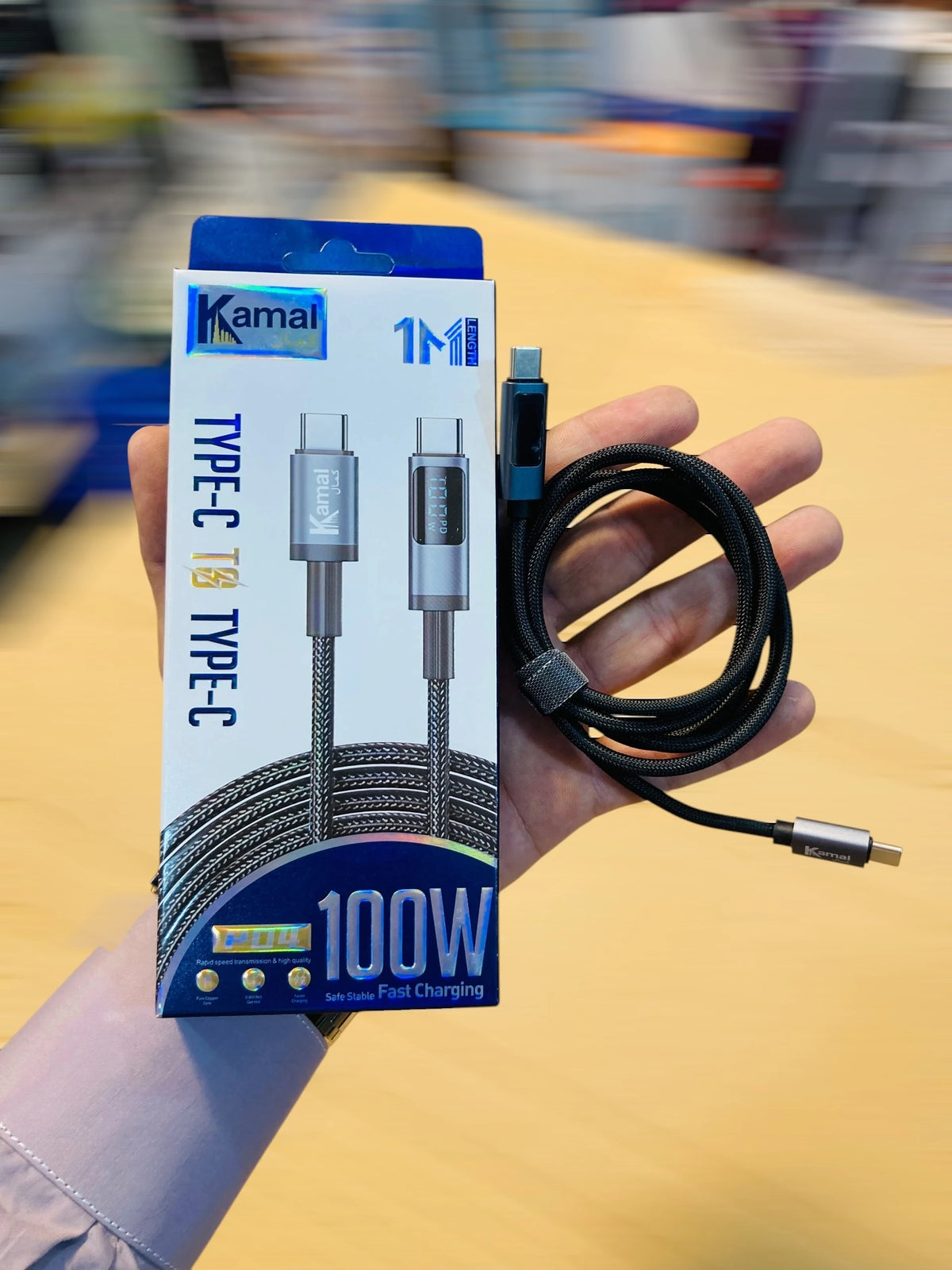 Kamal 100W Type-C to Type-C Fast Charging Cable with LED Digital Power Display 1M Braided USB-C Data Cable