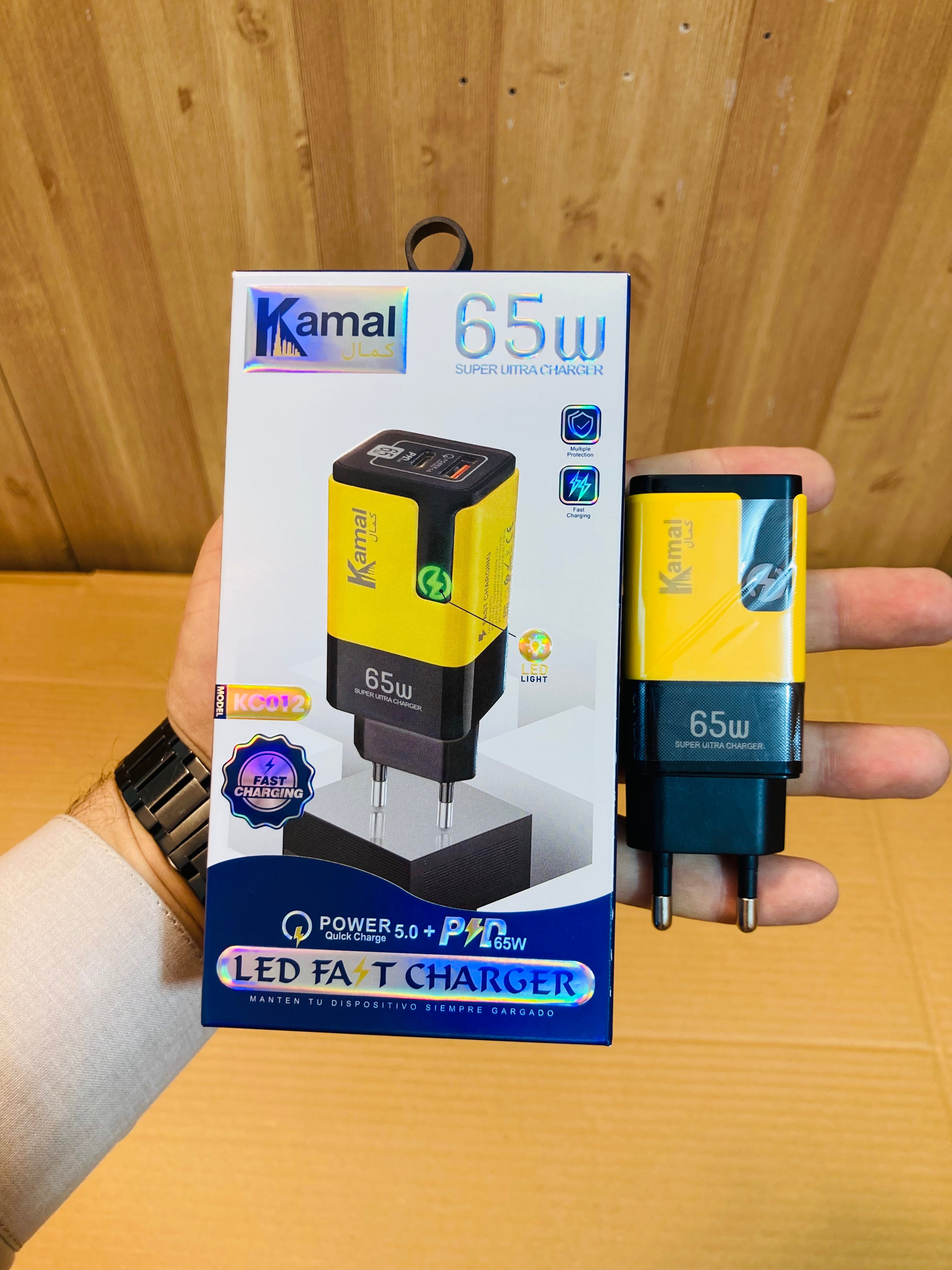 Kamal 65W Super Ultra Charger - Adapter KC012