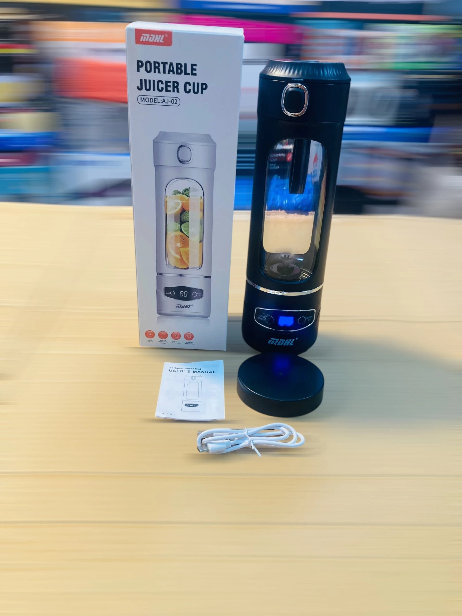 MDHL Portable Juicer Cup 600ml Rechargeable Electric Personal Blender with LED Power Display  AJ-02