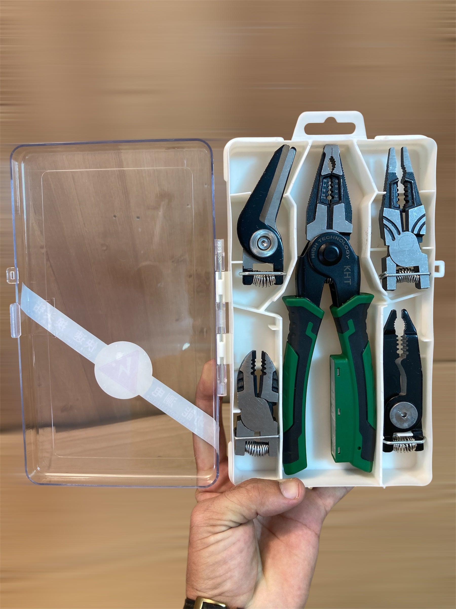Multifunctional 6-in- Pliers with Interchangeable Heads