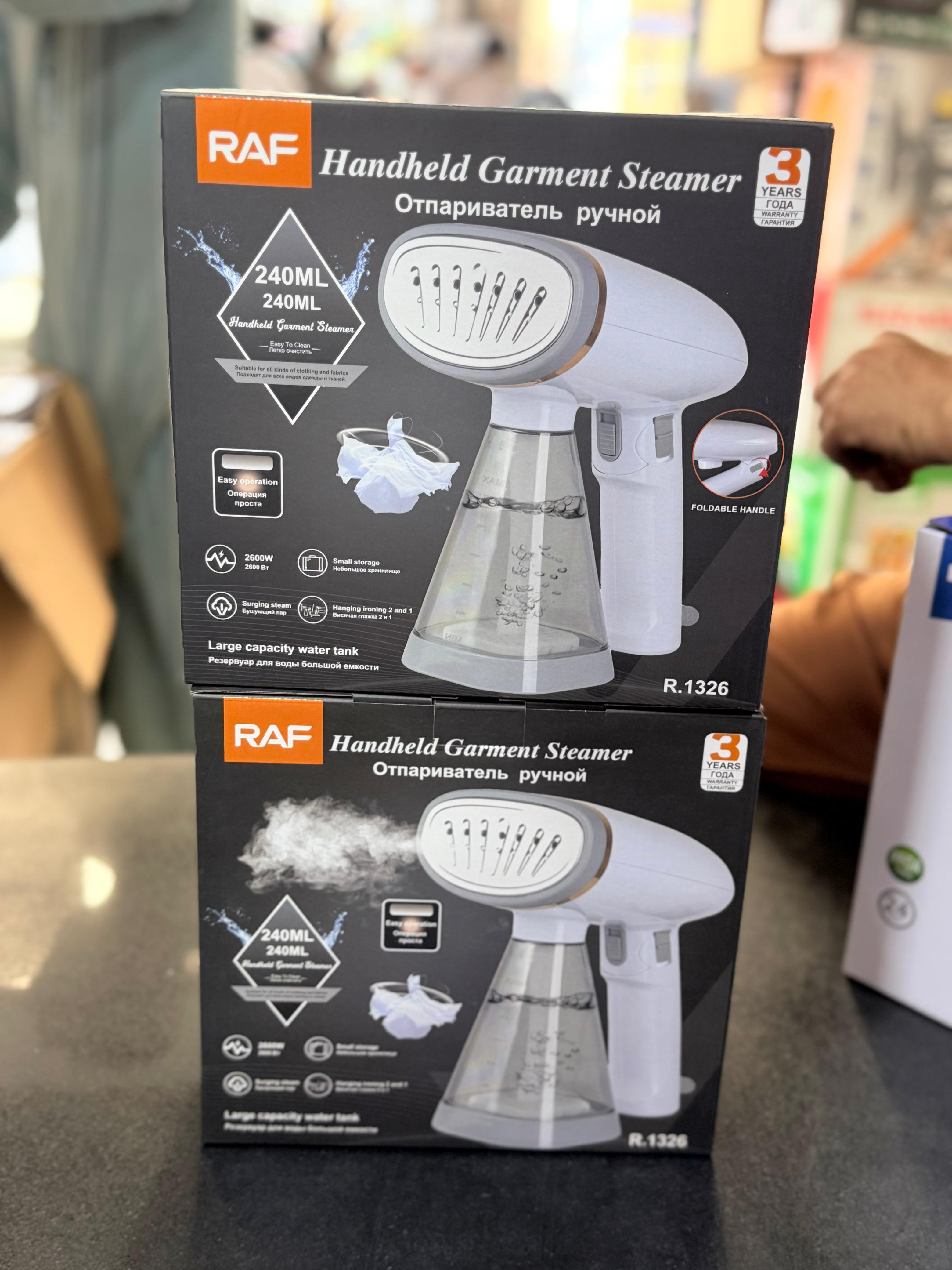 RAF Foldable Handheld 240ml Garment Steamer R.1326