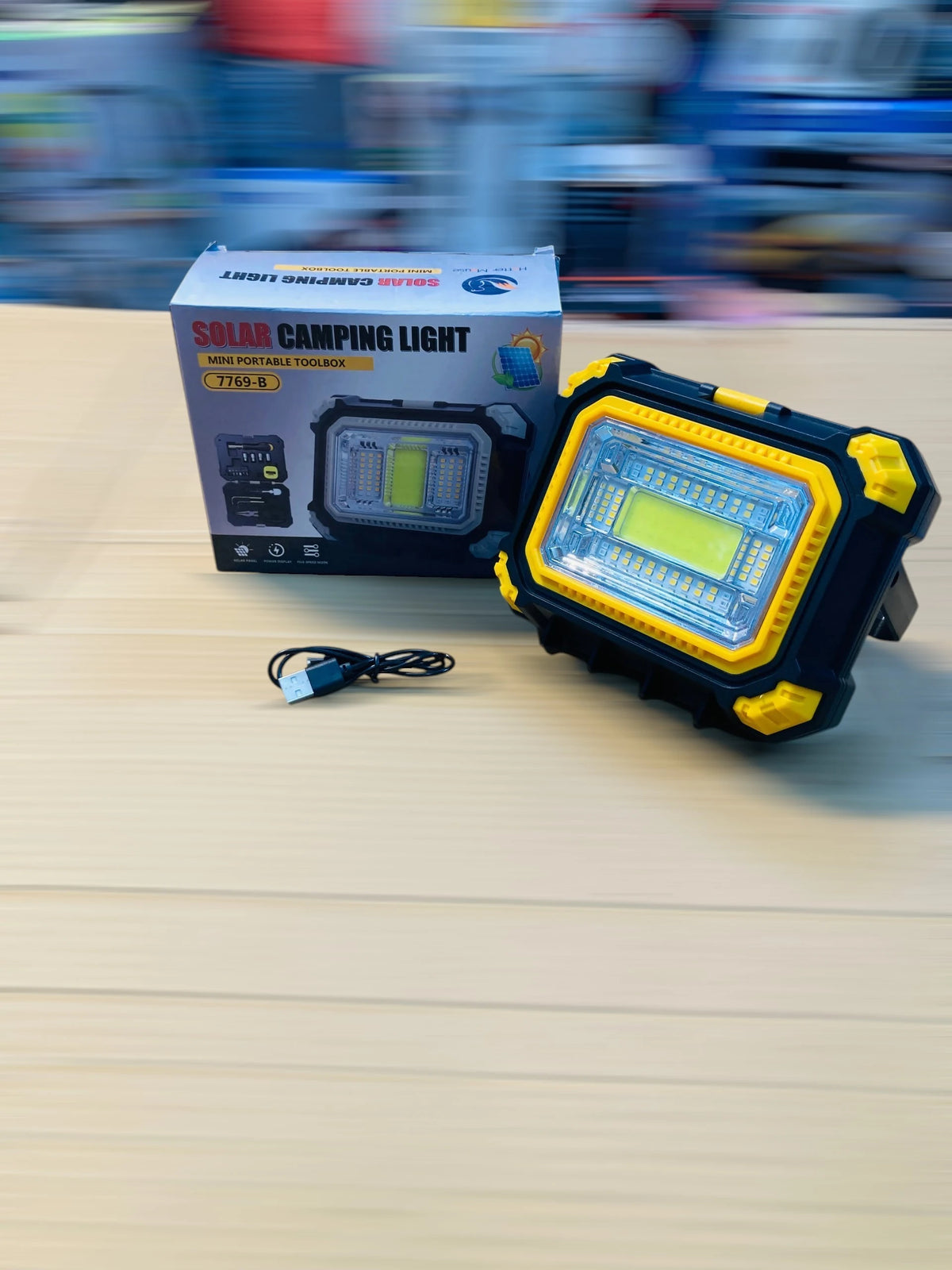 Solar Camping Light & Mini Portable Toolbox Set Rechargeable LED/COB Work Light with Solar Panel 2400mAh Power Display 7769-B