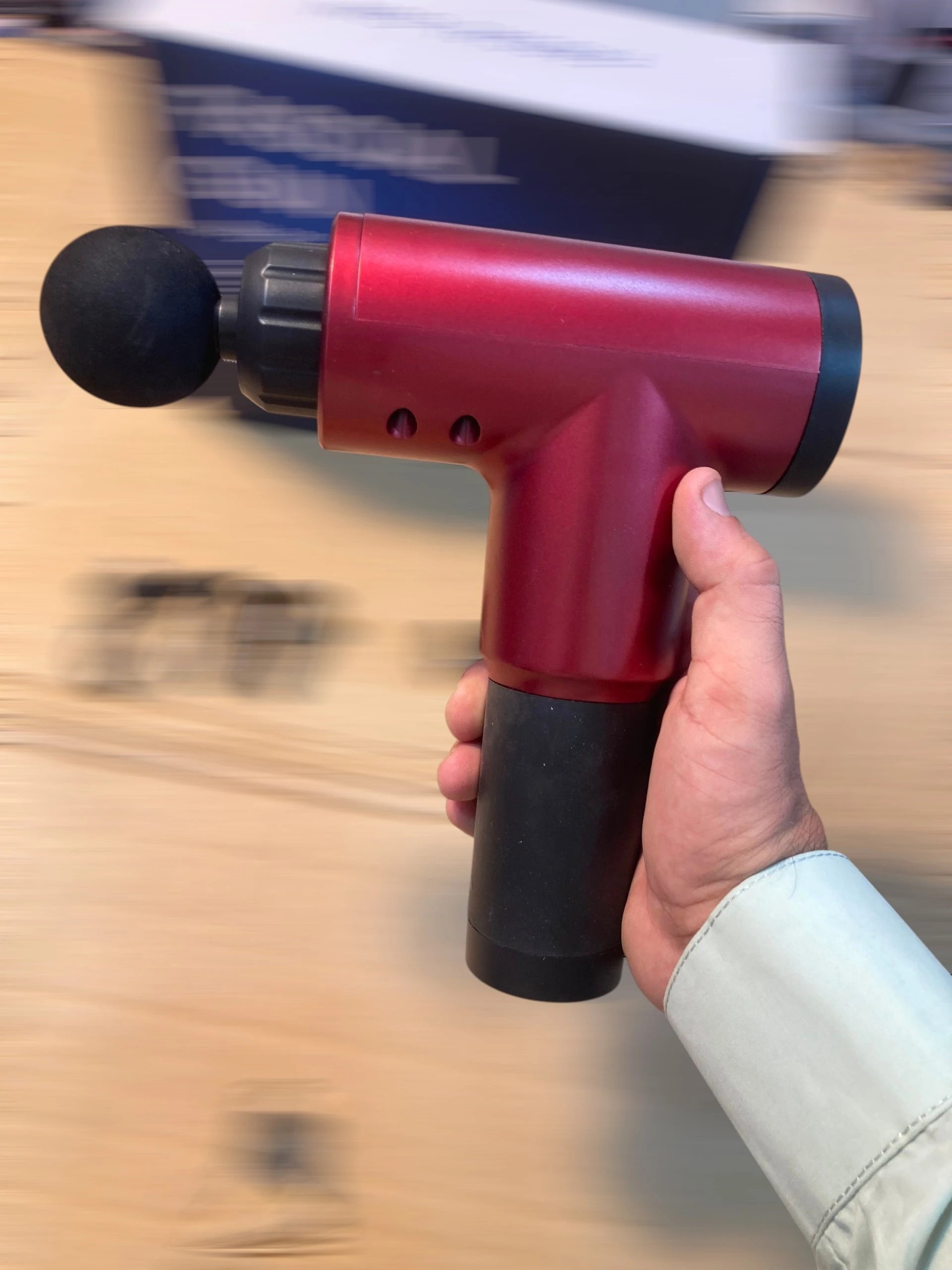 Handheld Deep Tissue Muscle Fascial Massage Gun with 6-Level Variable Frequency Vibration and 4 Interchangeable Attachments RH-320