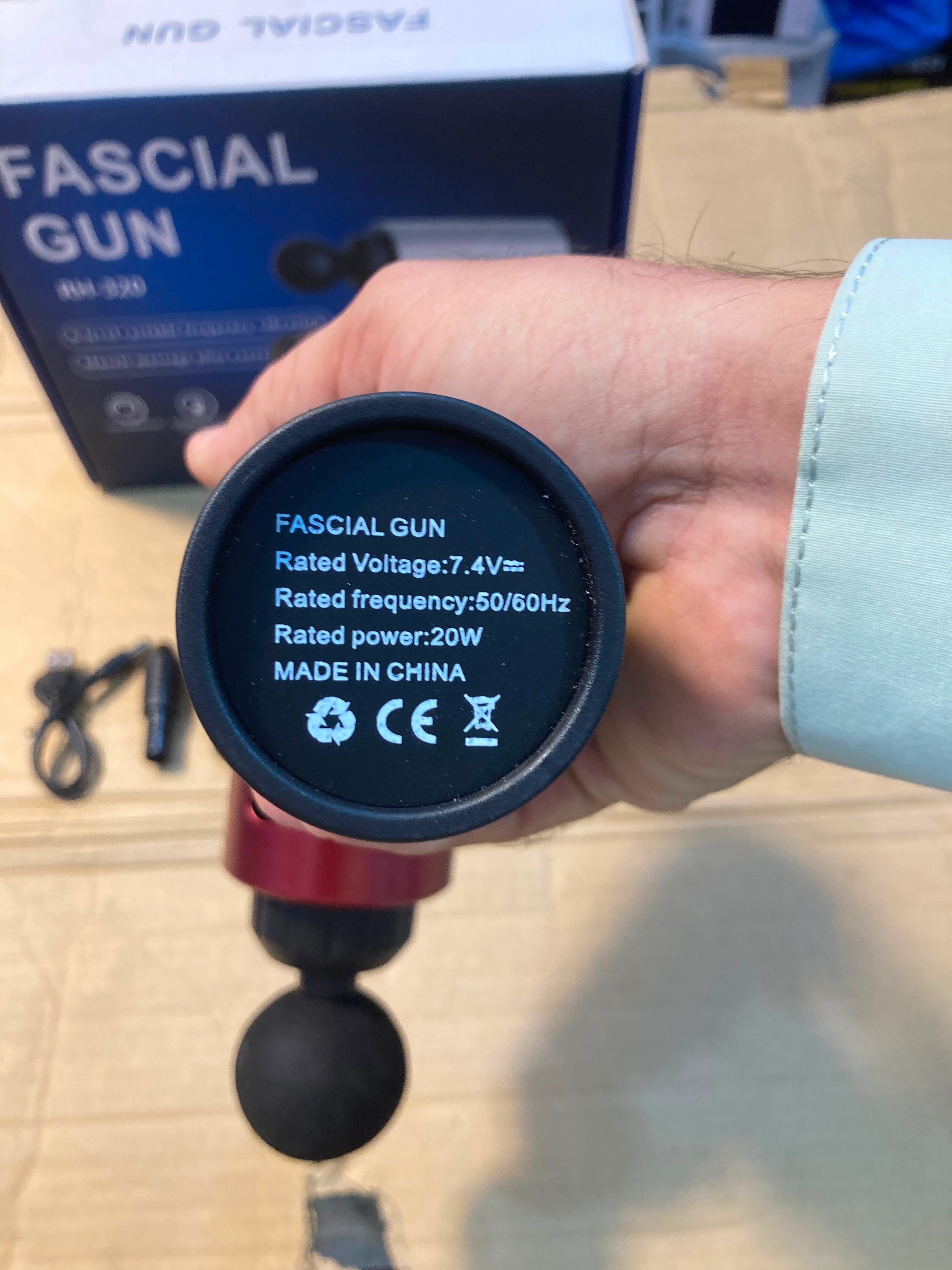 Handheld Deep Tissue Muscle Fascial Massage Gun with 6-Level Variable Frequency Vibration and 4 Interchangeable Attachments RH-320