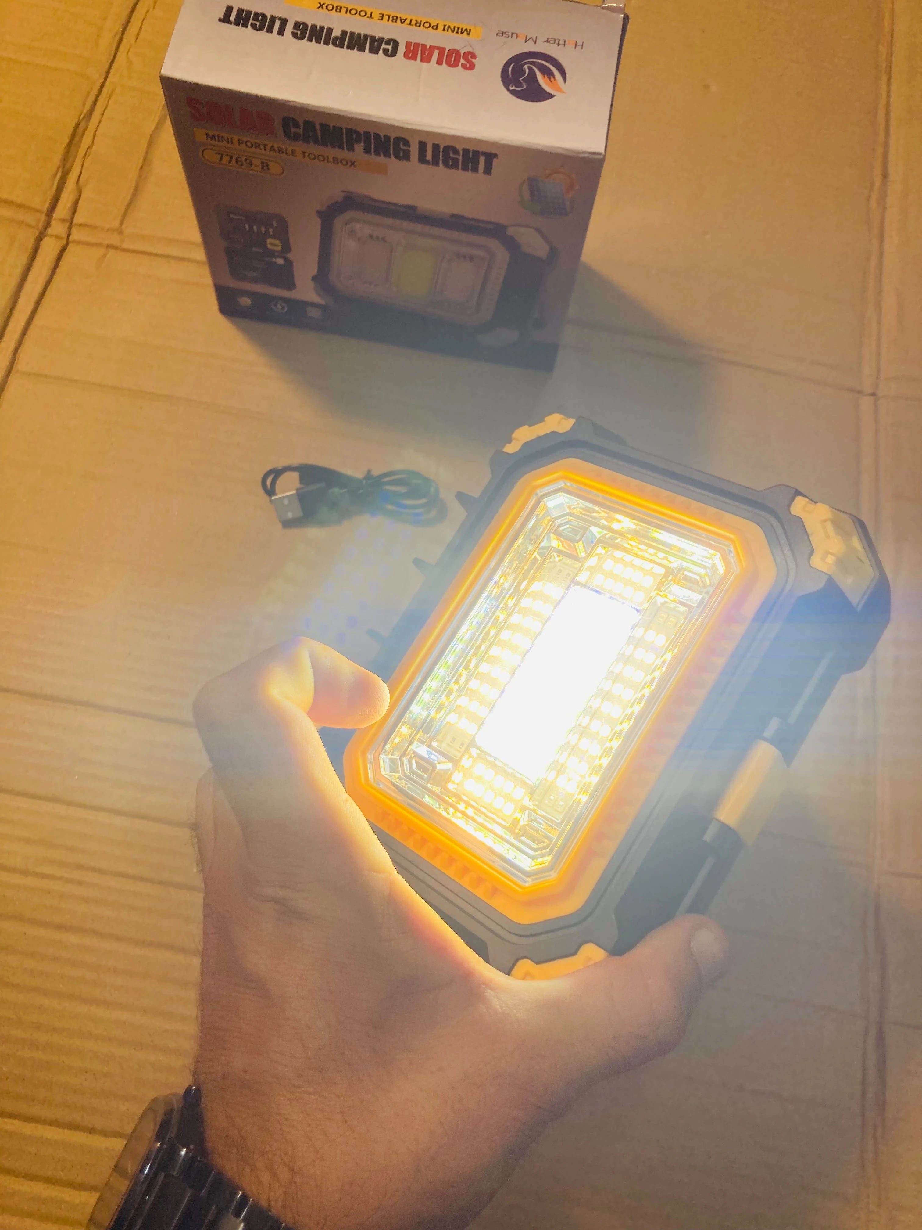 Solar Camping Light & Mini Portable Toolbox Set Rechargeable LED/COB Work Light with Solar Panel 2400mAh Power Display 7769-B