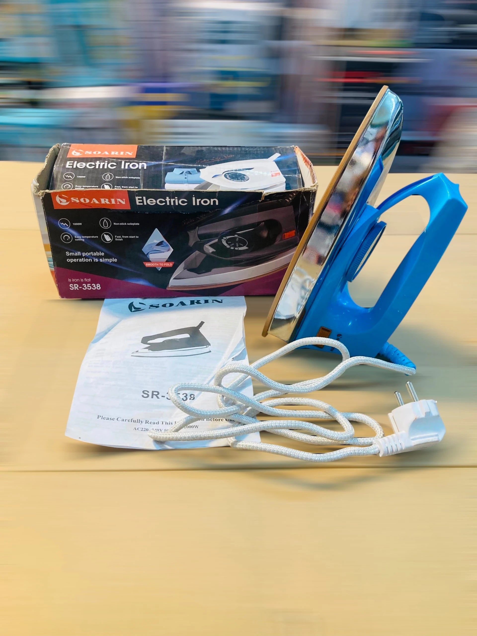 Lot Imported Soarin Portable Electric Dry Iron - Lightweight 1000W Travel Flat Iron with Non-Stick Soleplate & Easy Temperature Control SR-3538