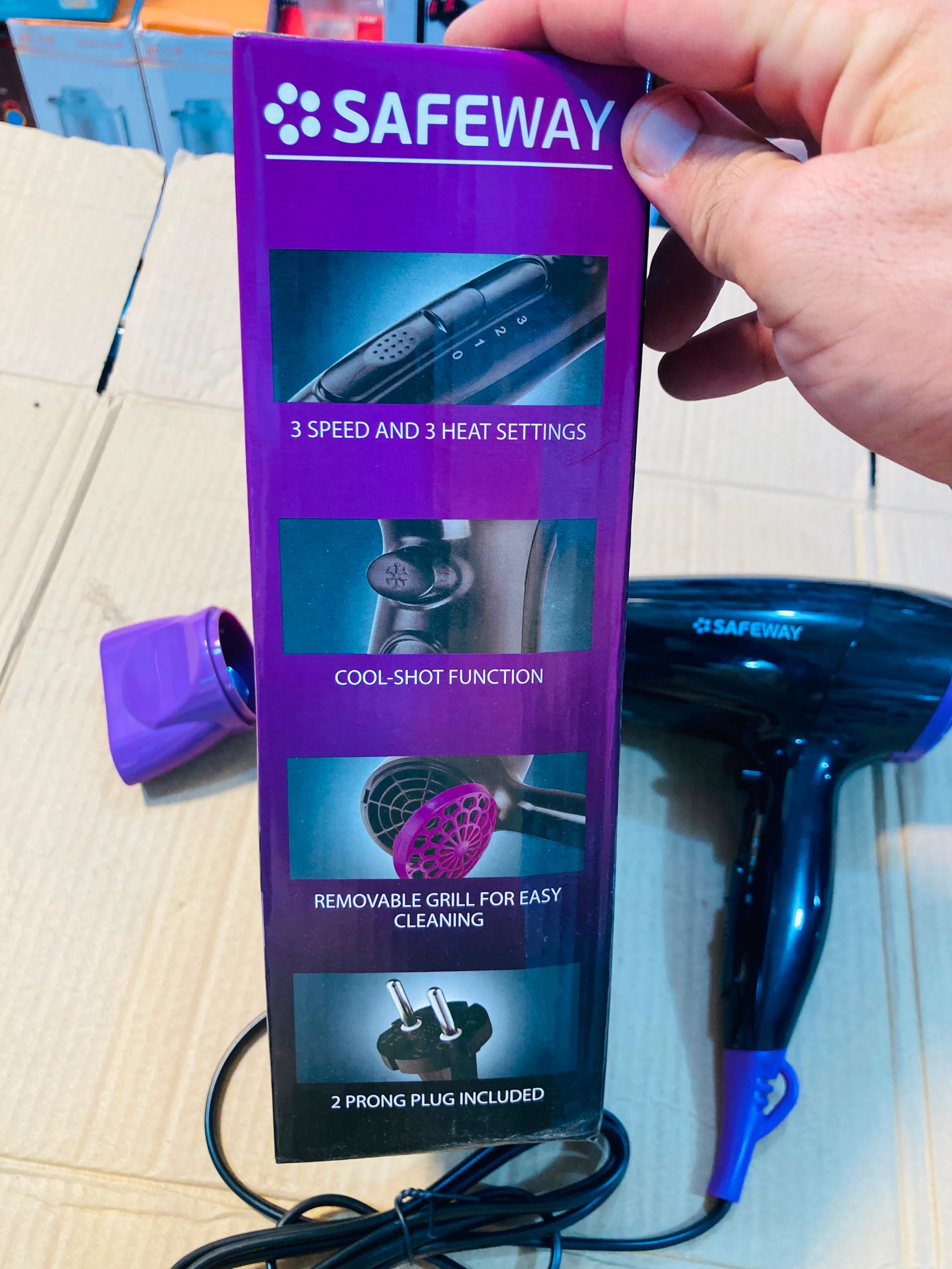 SAFEWAY Lightweight Smooth Drying 1800W Compact Hair Dryer  with Concentrator Nozzle & Cool Shot Function JA-184017